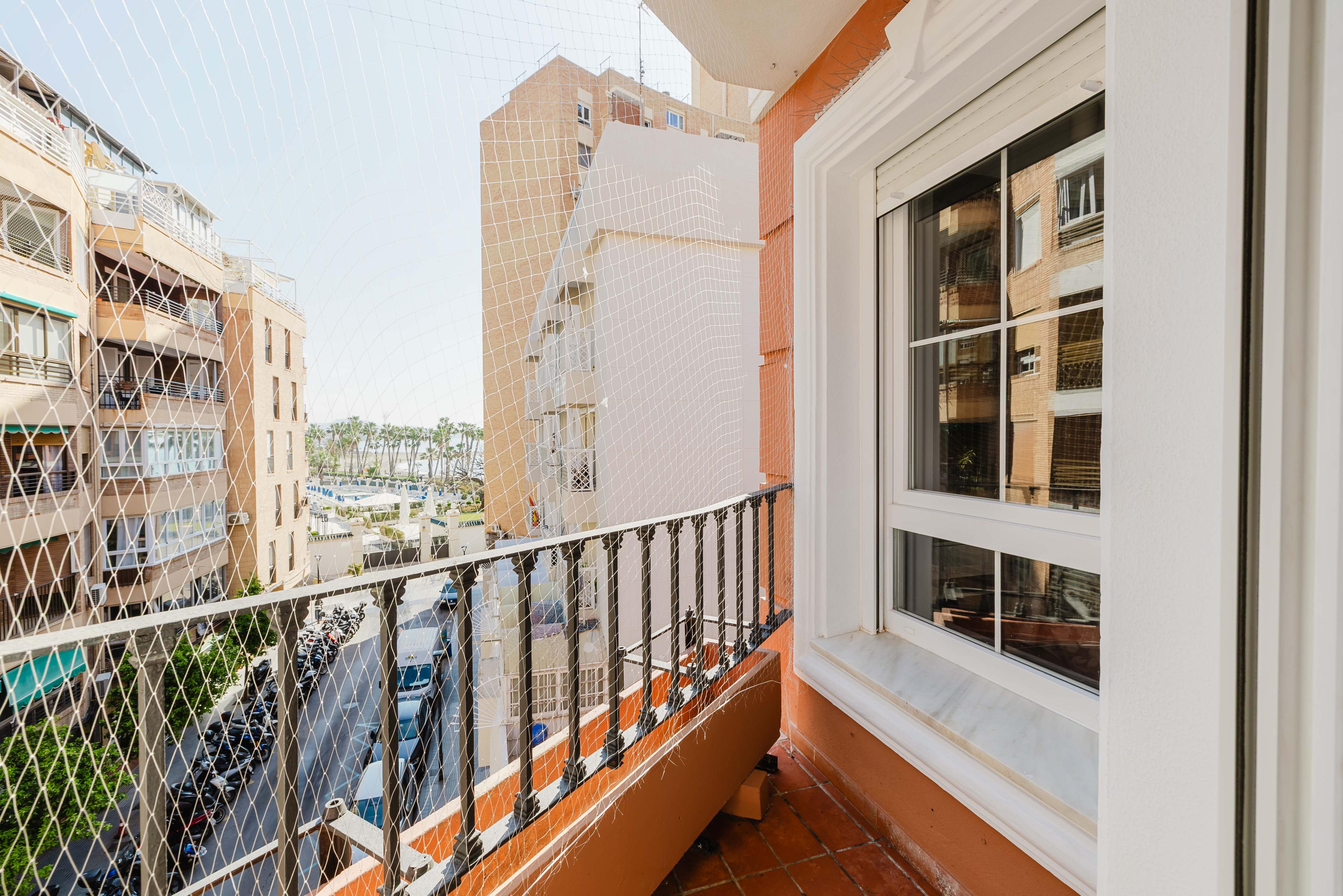 Piso en Alquiler - Calle Maestranza - 14