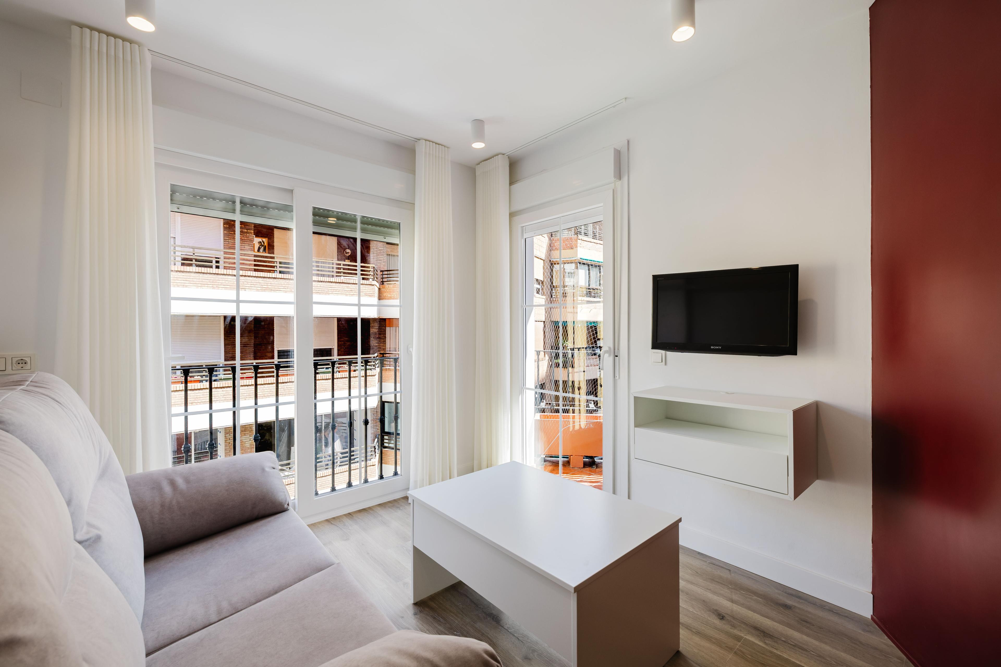 Piso en Alquiler - Calle Maestranza - 1