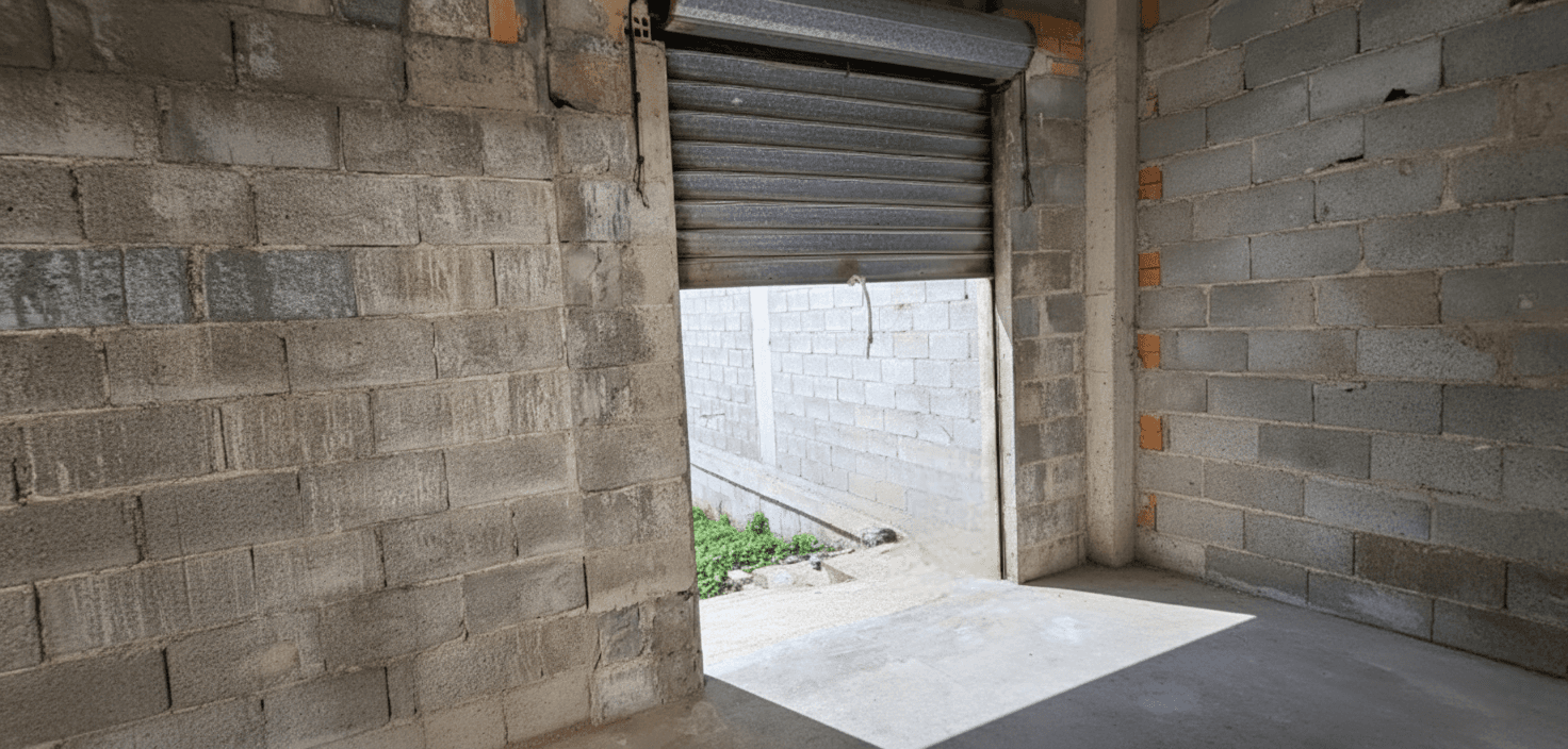 Casa en Venta en Avenida Valencia - 27