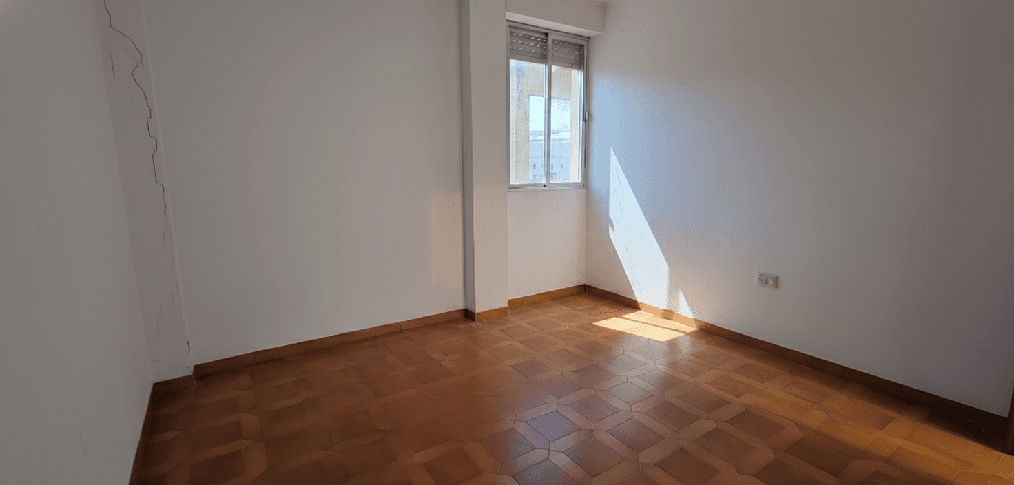 Casa en Venta en Avenida Valencia - 5