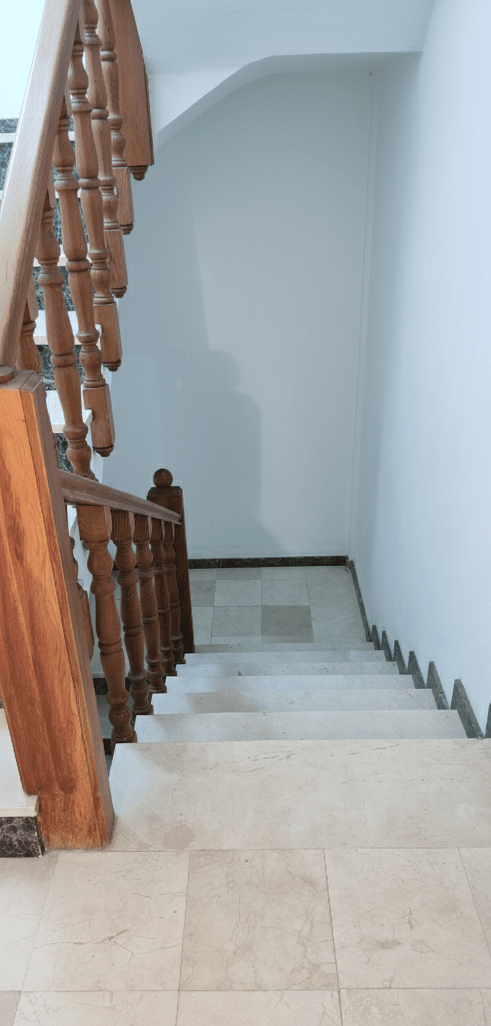 Casa en Venta en Avenida Valencia - 24