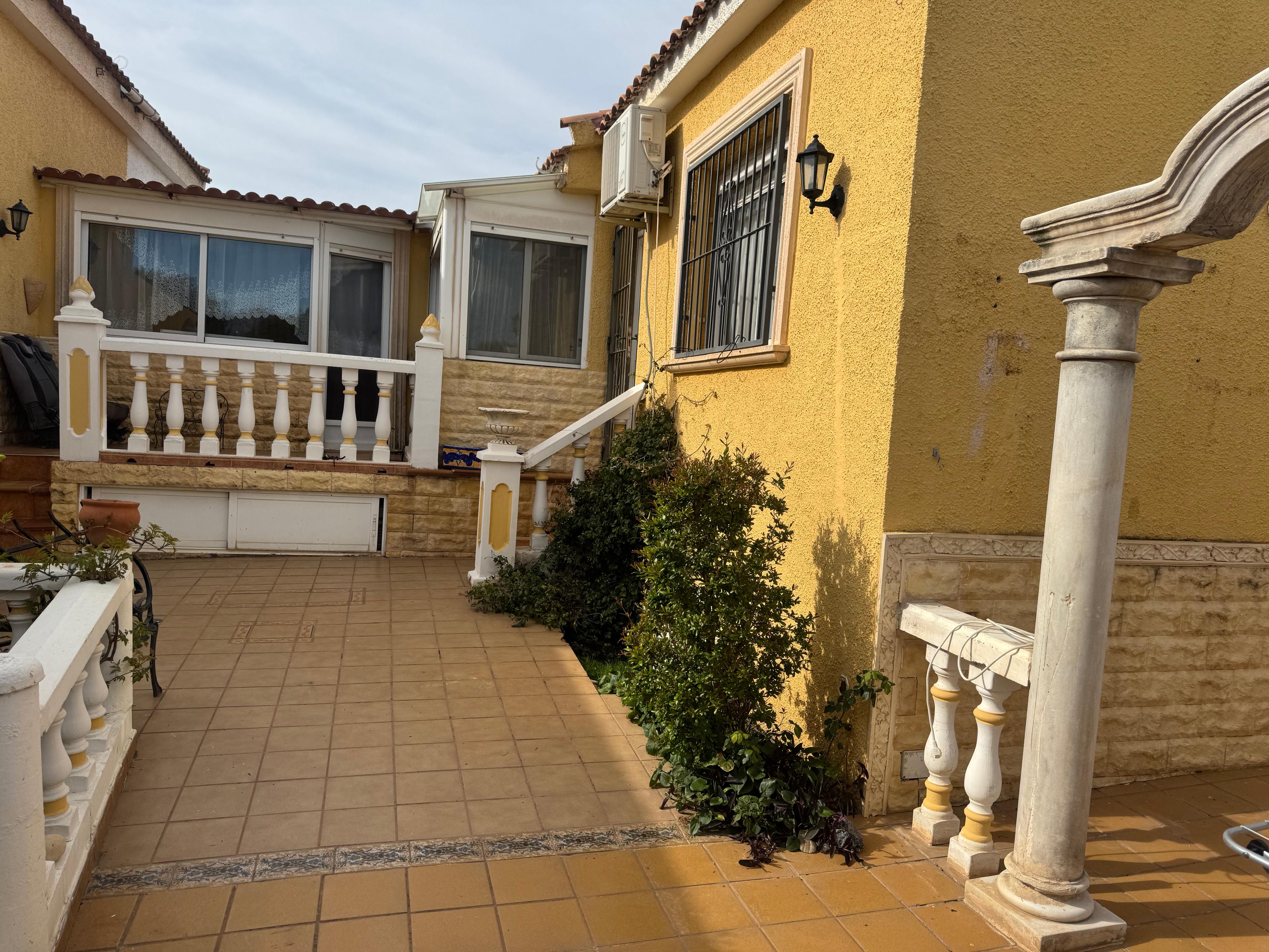 Casa en Venta en Carrer Serra del Reclot - 13