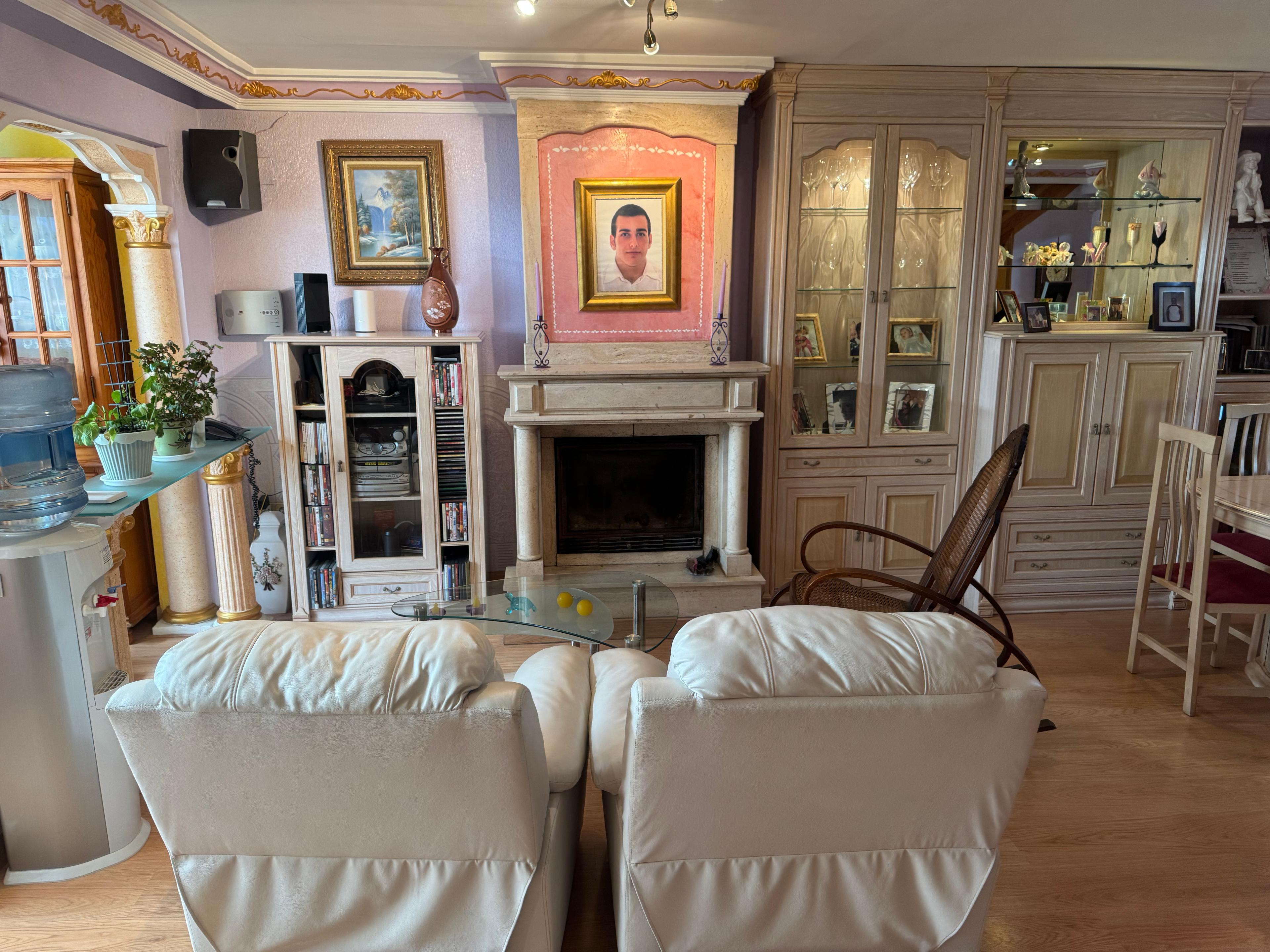 Casa en Venta en Carrer Serra del Reclot - 6