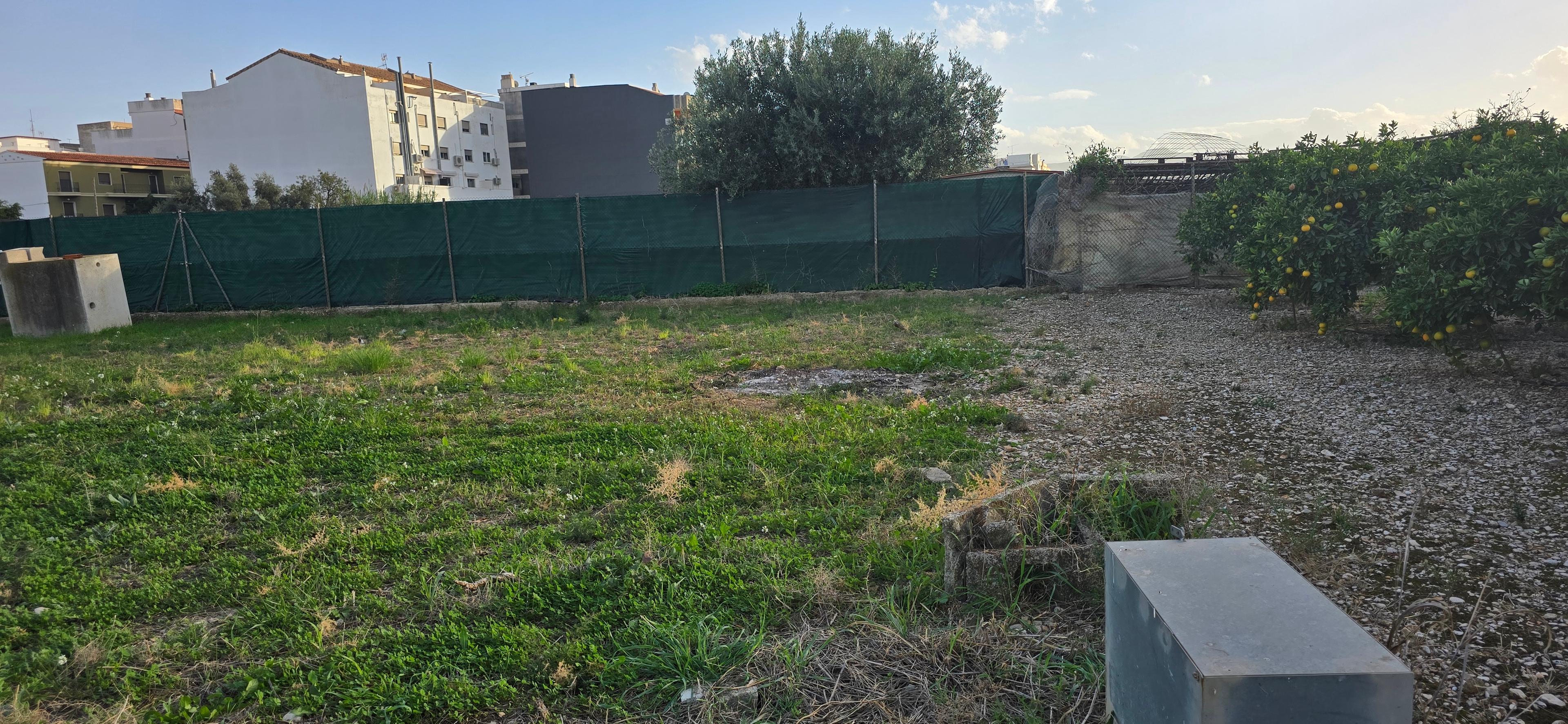 Solar en Venta en Avinguda Constitució - 32