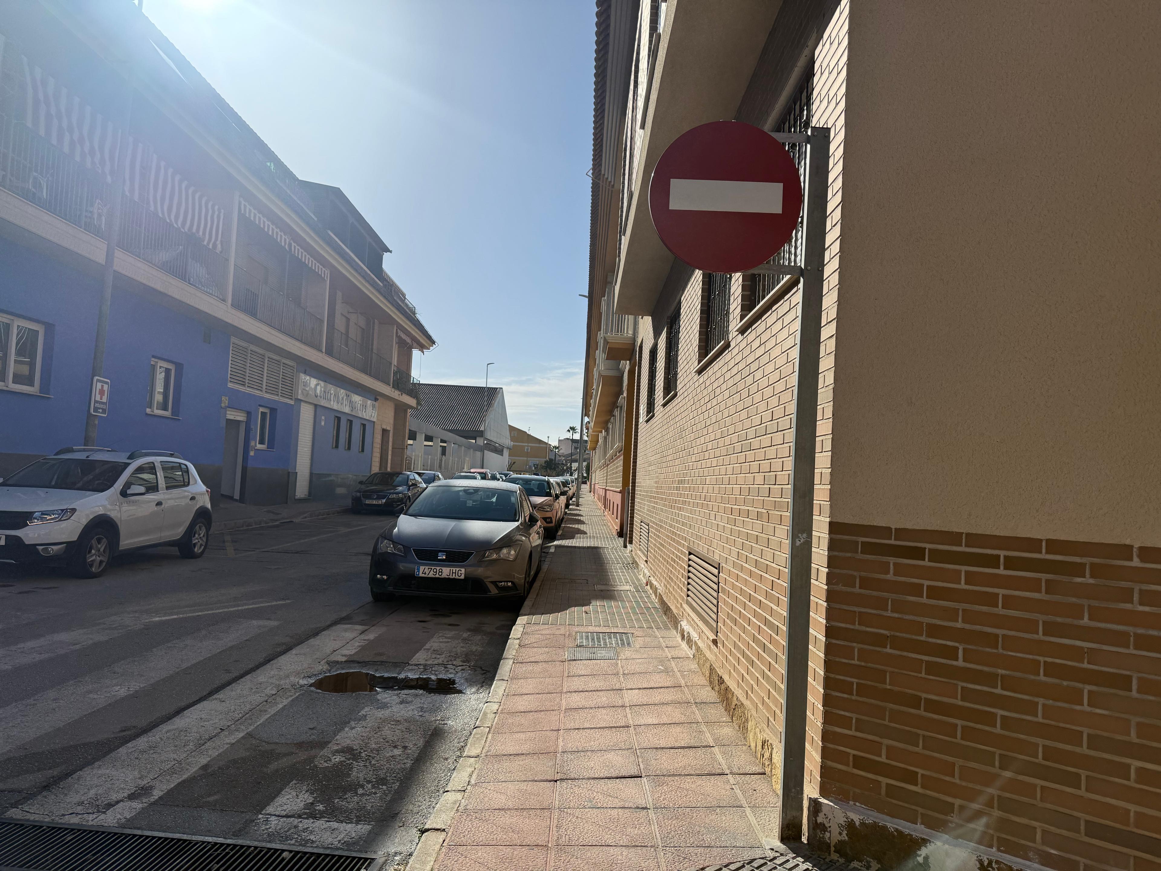 Garage en Venta en C. Gregorio de la Rosa - 8