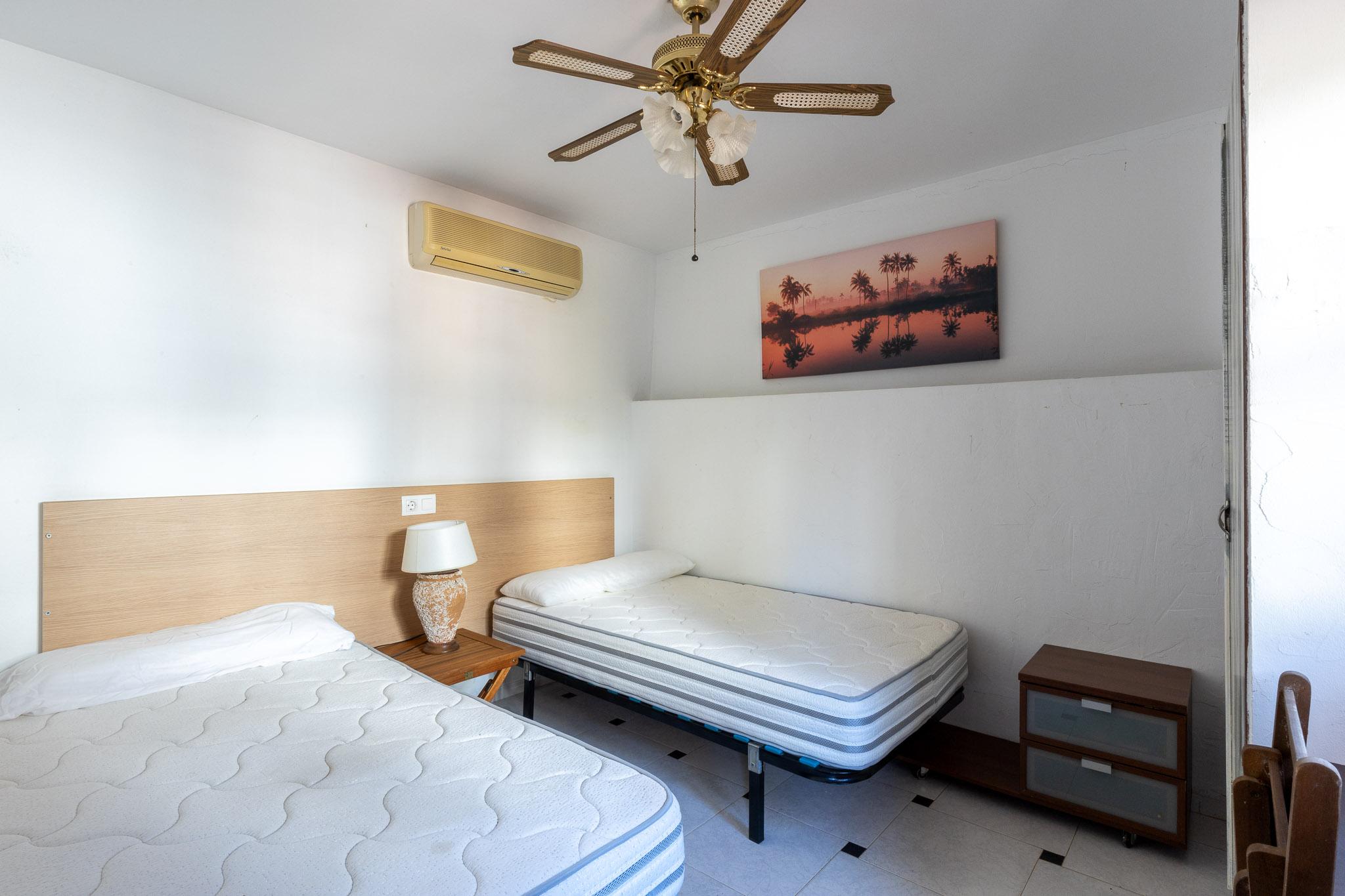 Casa Rural en Venta en Passeig la Xara - 39