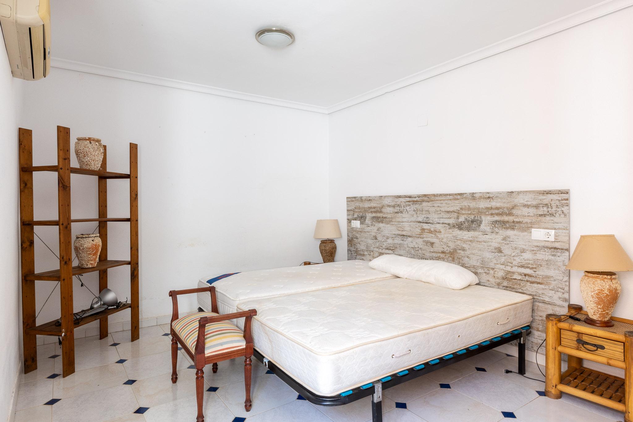 Casa Rural en Venta en Passeig la Xara - 33