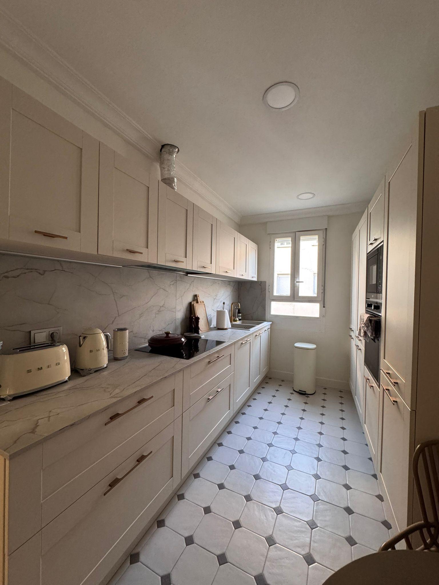 Piso en Venta en Av. de la Ciudad de Barcelona - 8