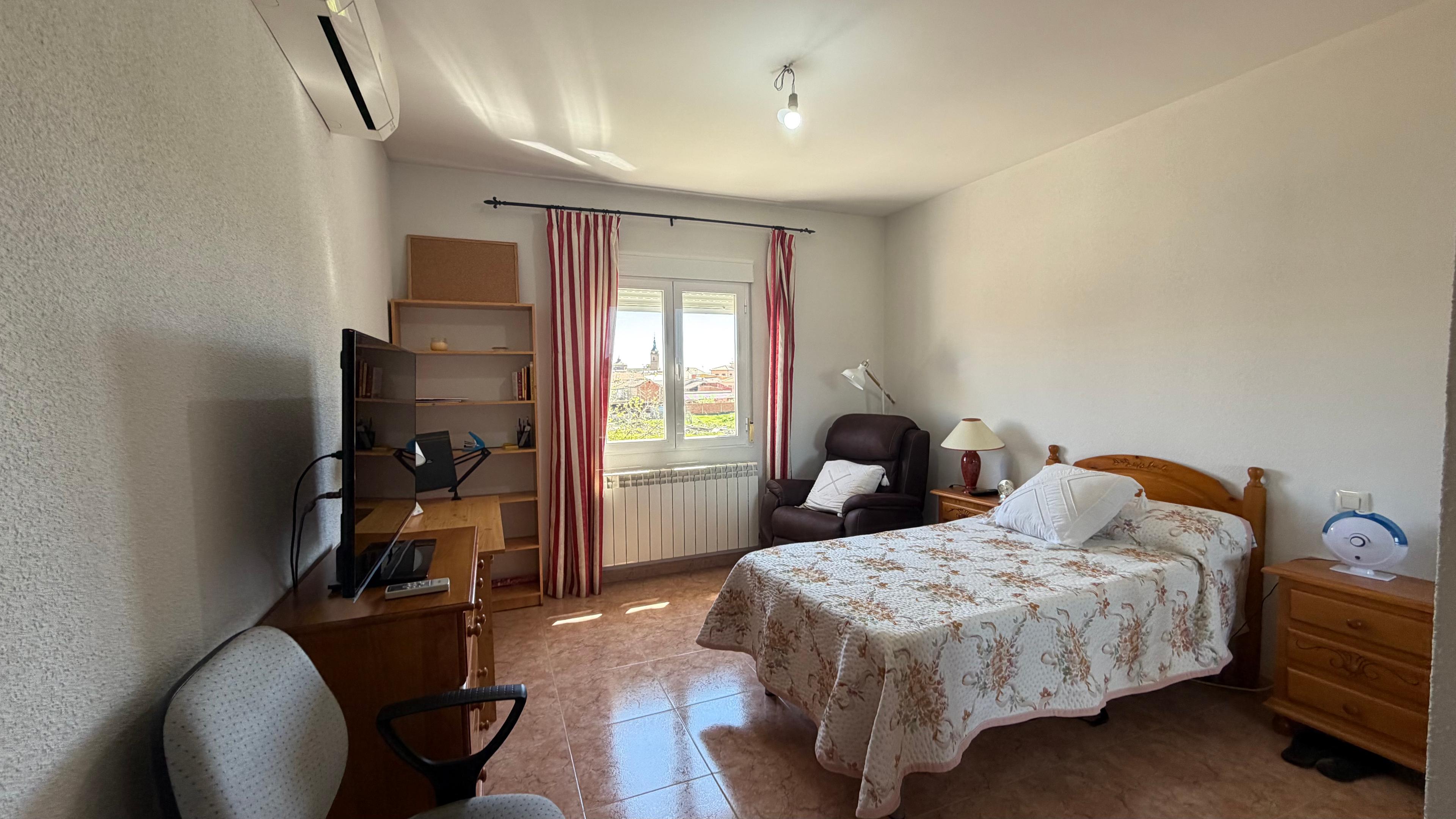 Casa Adosada en Cedillo del Condado, Toledo - 19