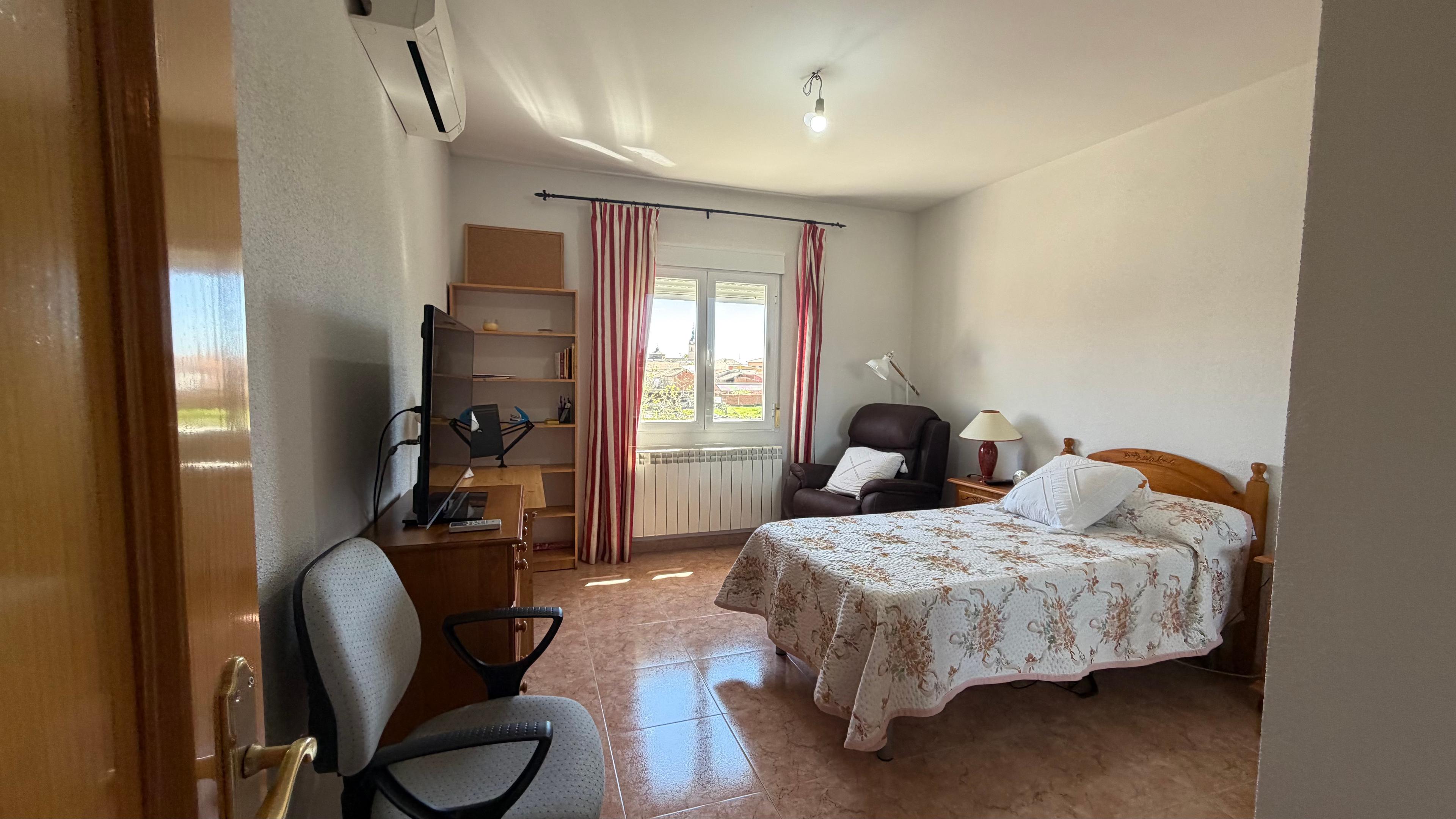 Casa Adosada en Cedillo del Condado, Toledo - 20