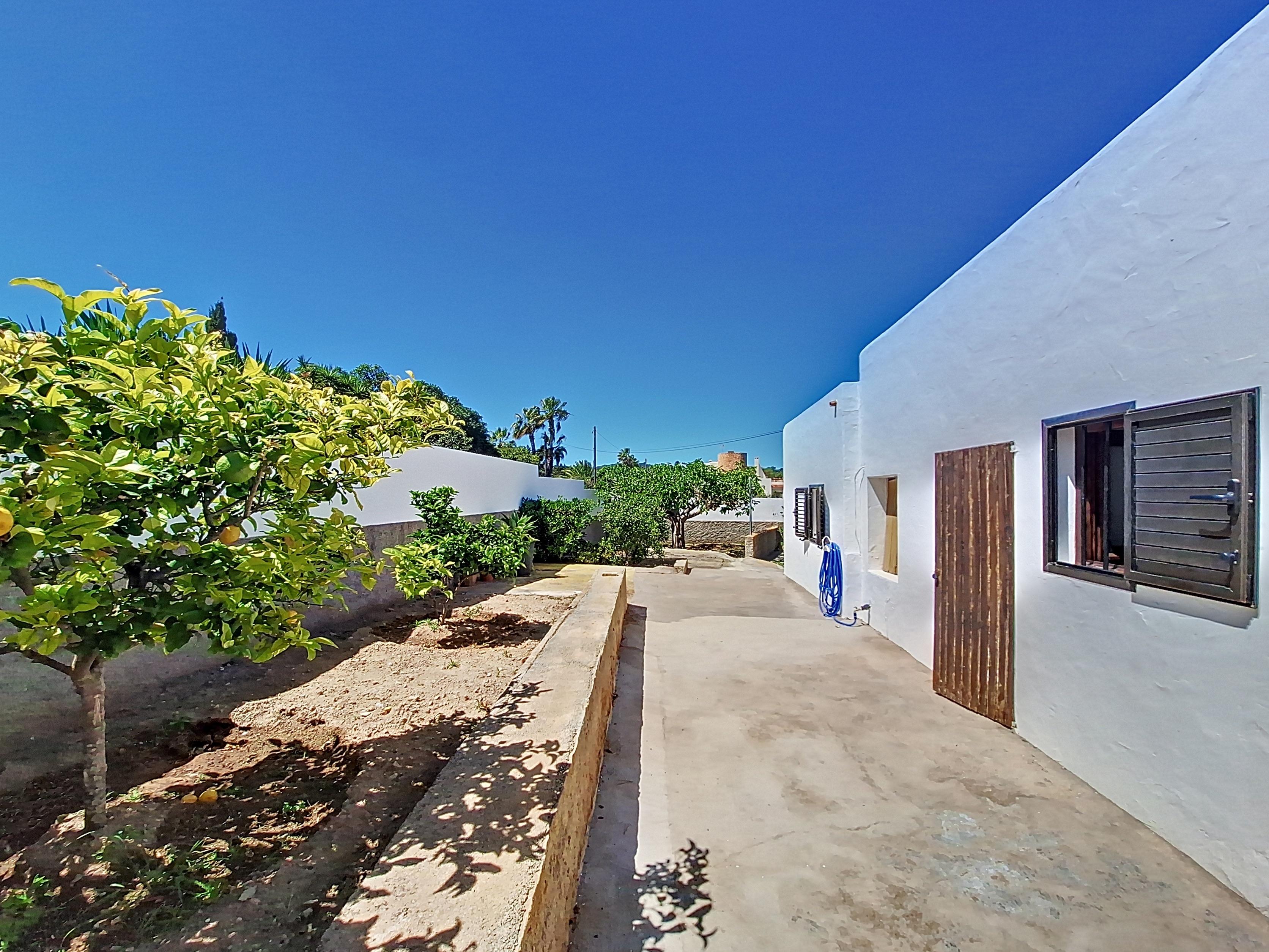 Casa Rústica en Venta en Spain - 8