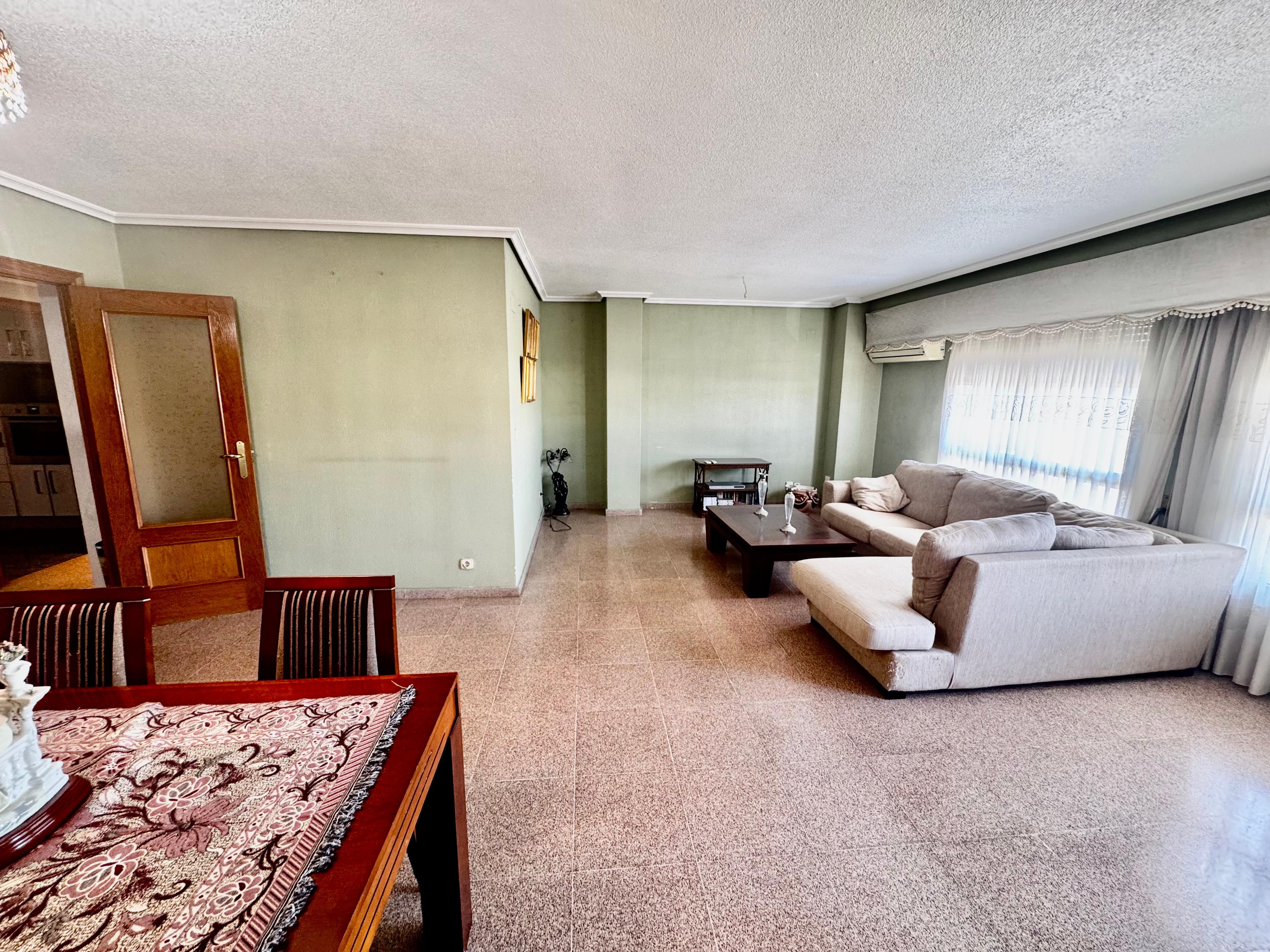 Piso en Venta en Spain - 1