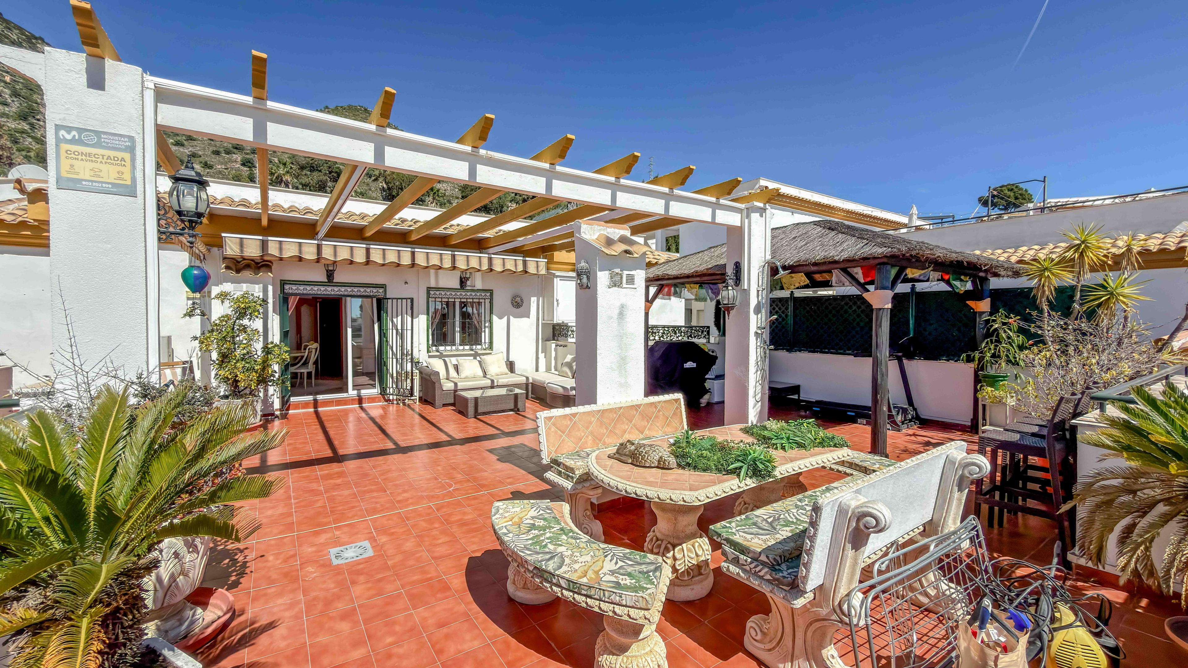 Piso en Venta en Av. Retamar - 4