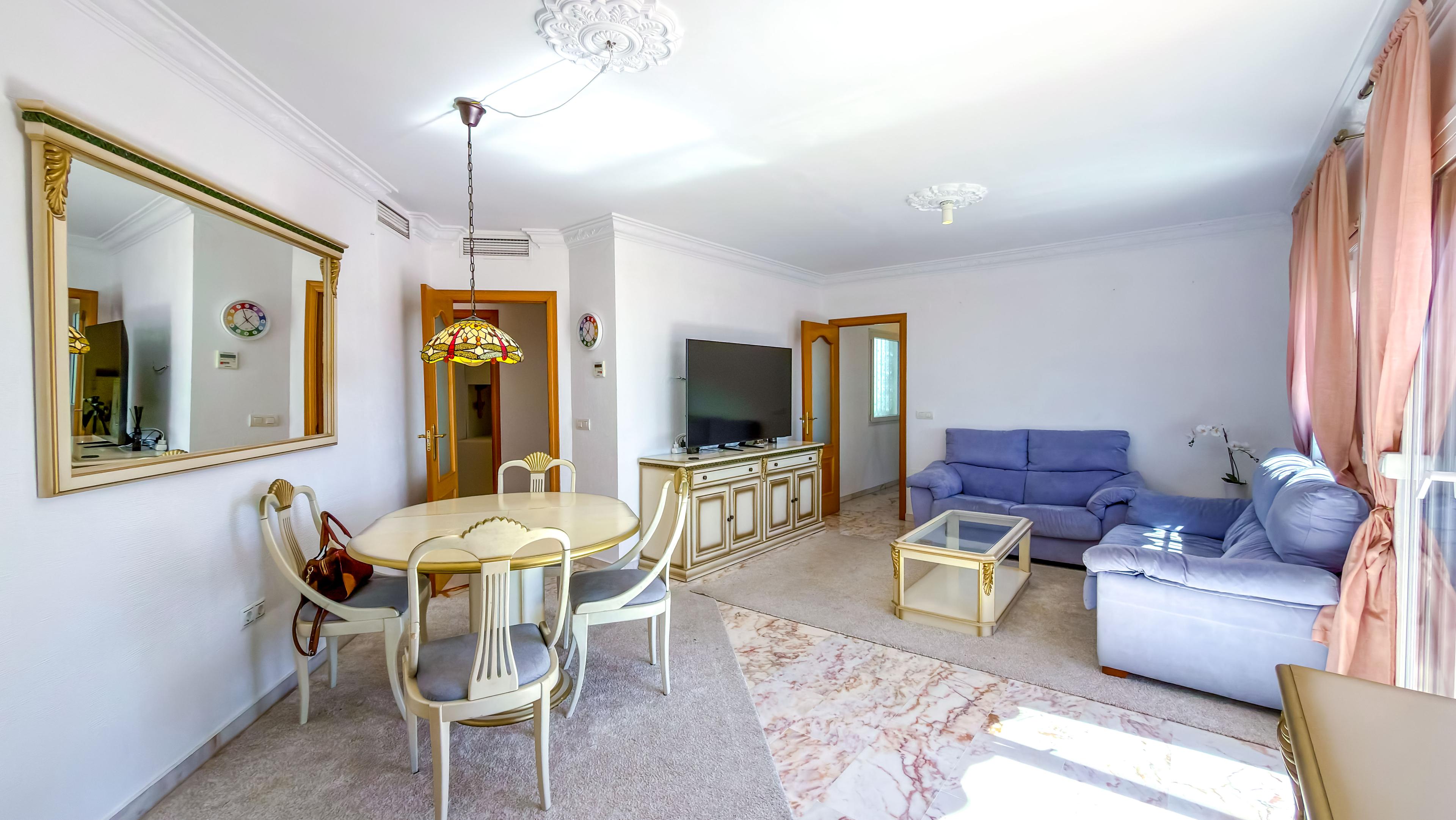 Piso en Venta en Av. Retamar - 7