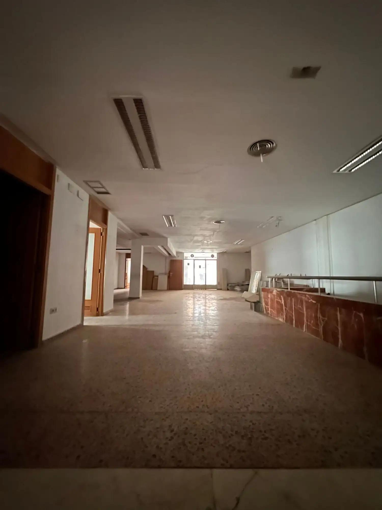 Local en Venta - Carrer del Regne de València, Moncada - 4