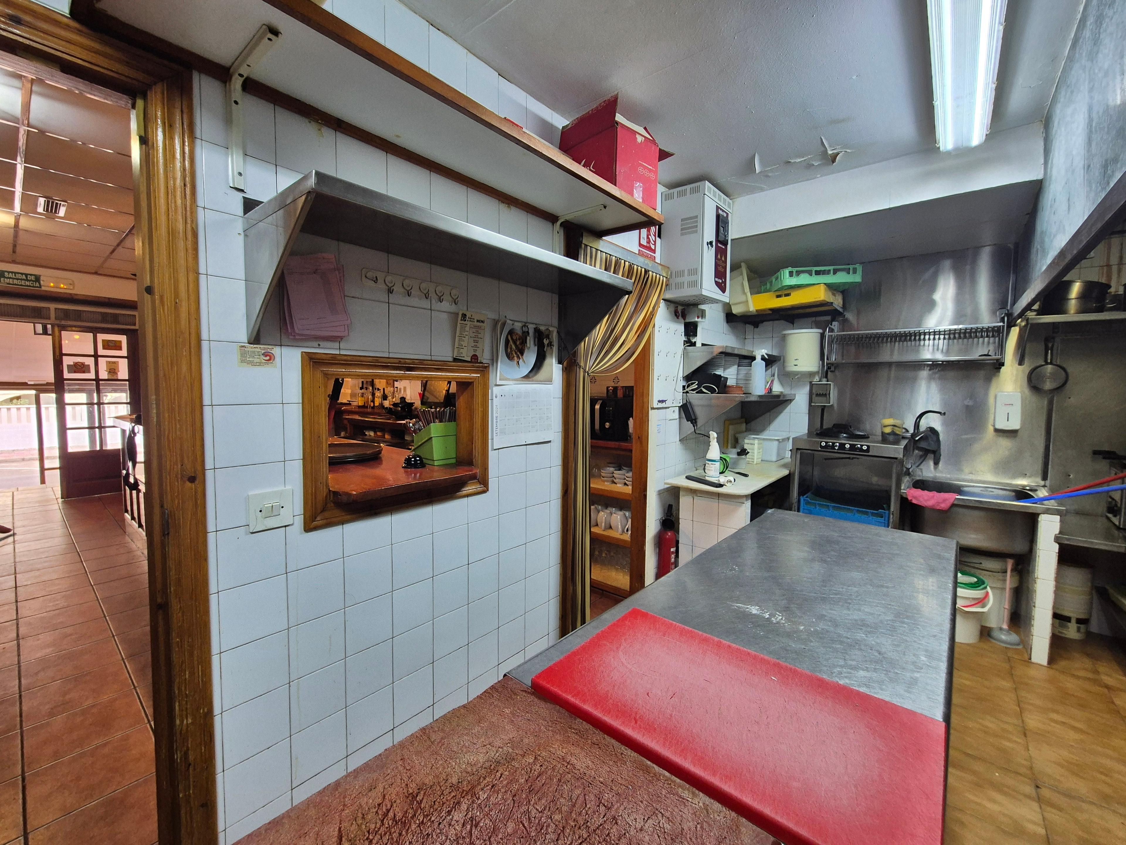 Local en Venta en Carrer de Castella-Lleó - 18