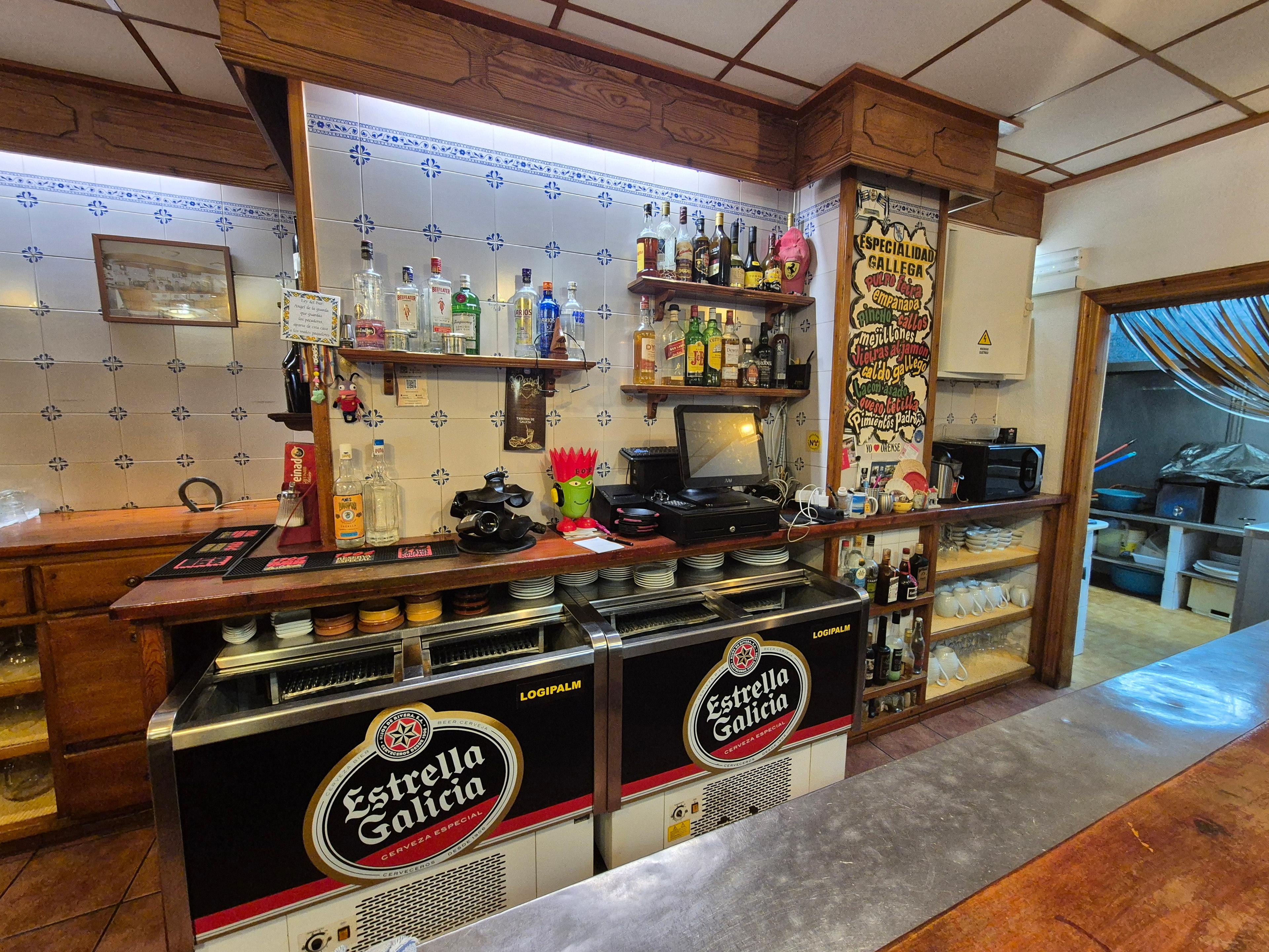 Local en Venta en Carrer de Castella-Lleó - 9