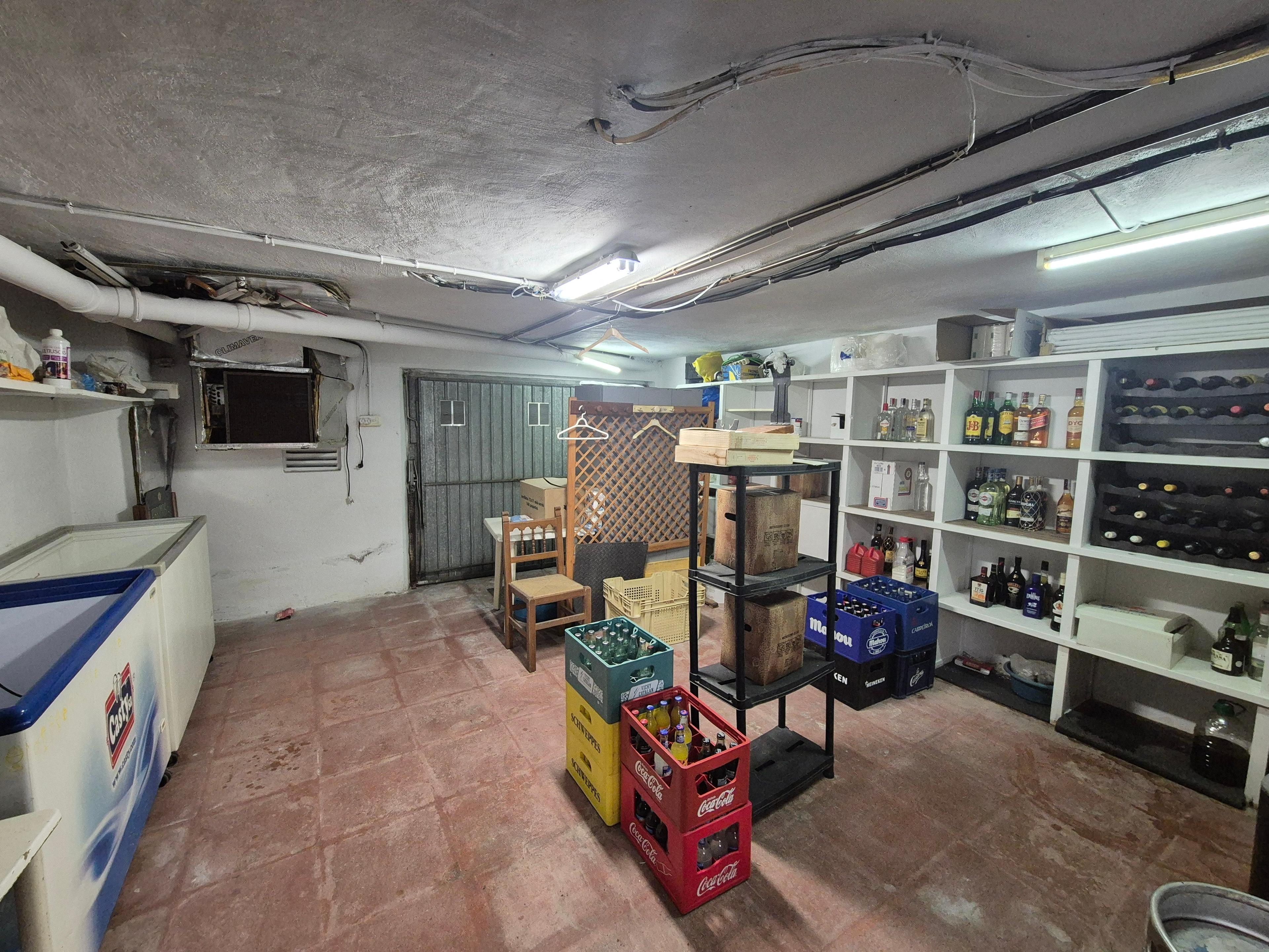 Local en Venta en Carrer de Castella-Lleó - 26