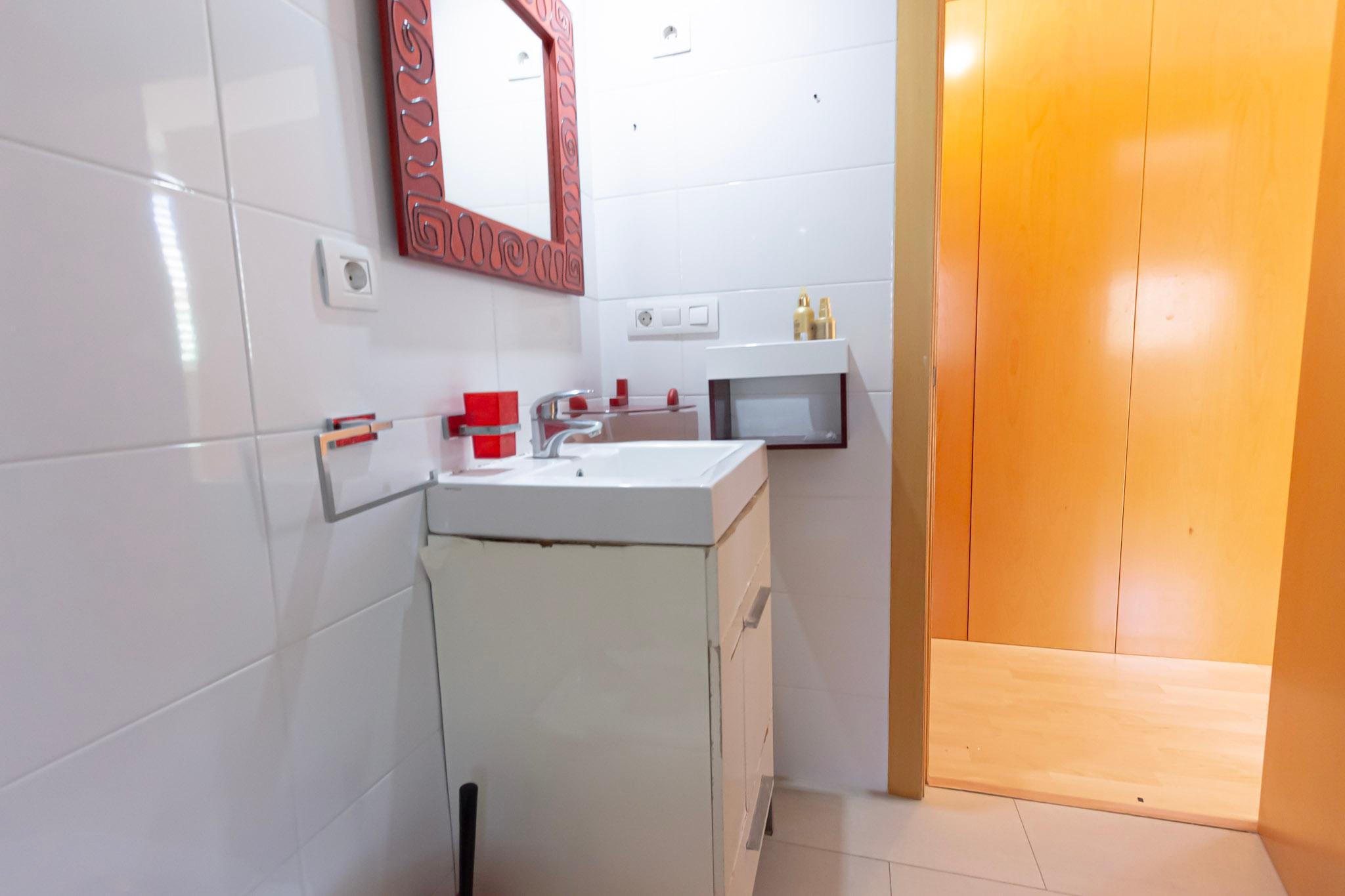 Casa en Venta en C. Río Ebro - 35