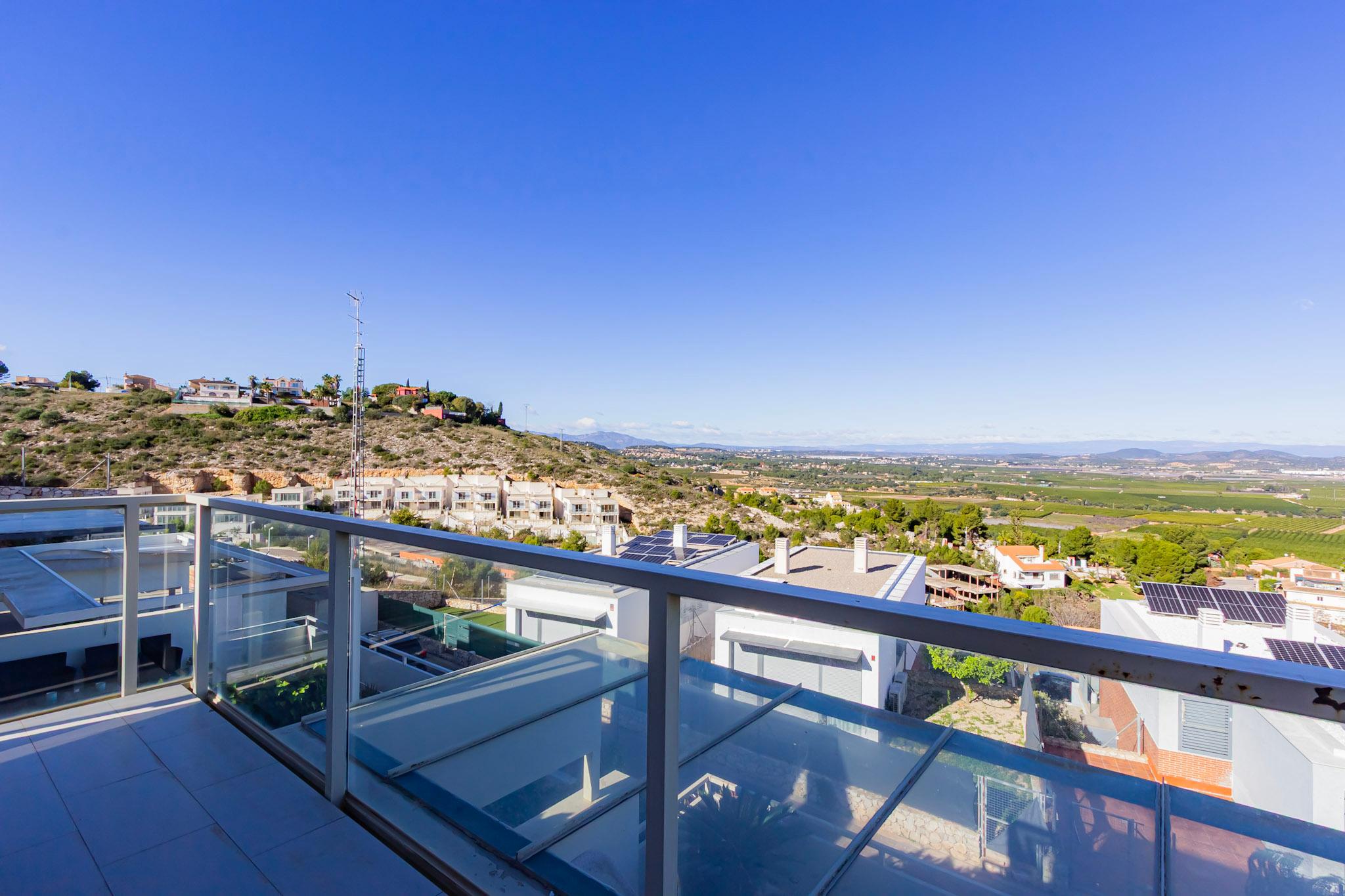 Casa en Venta en C. Río Ebro - 40