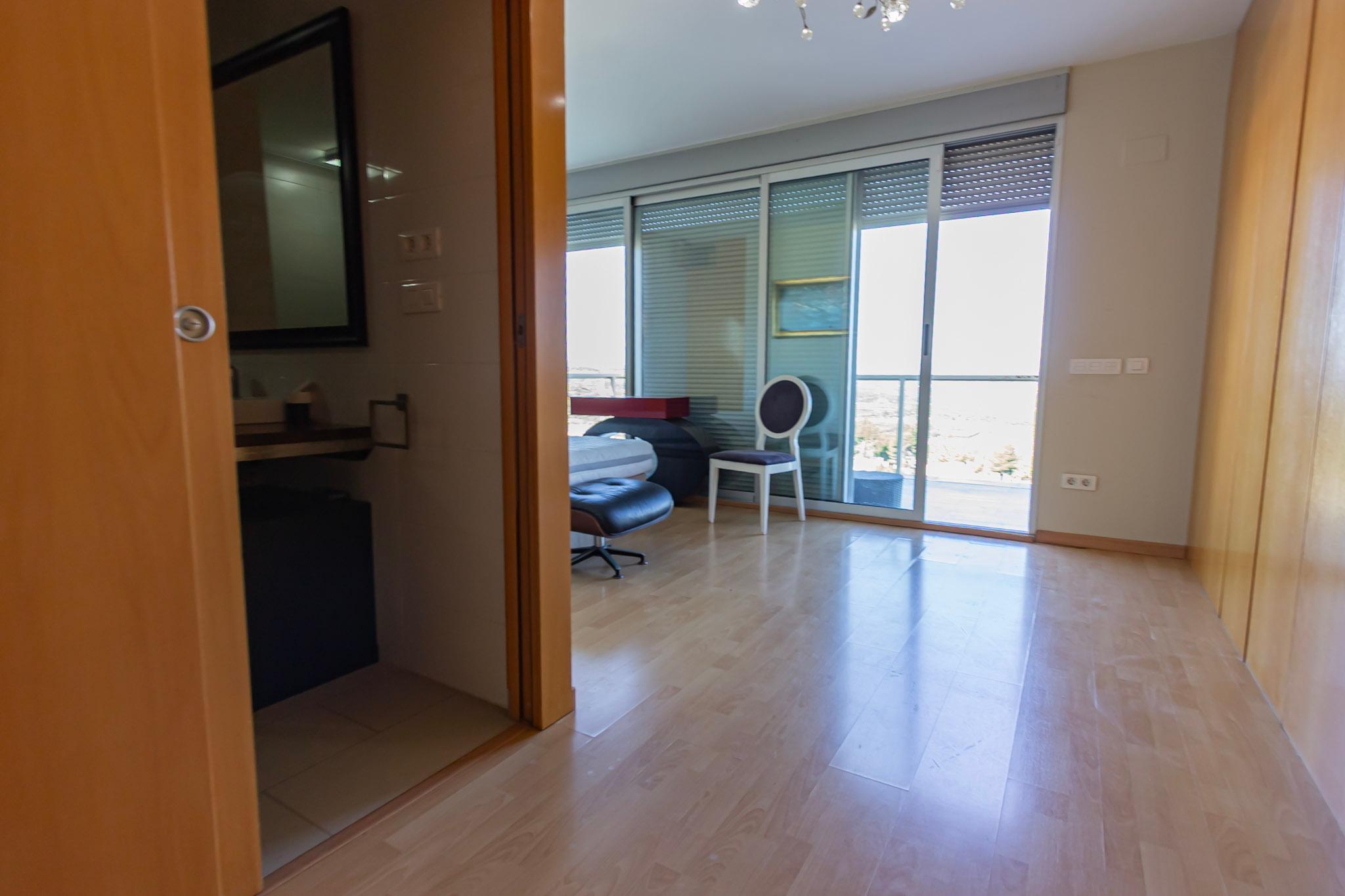 Casa en Venta en C. Río Ebro - 38