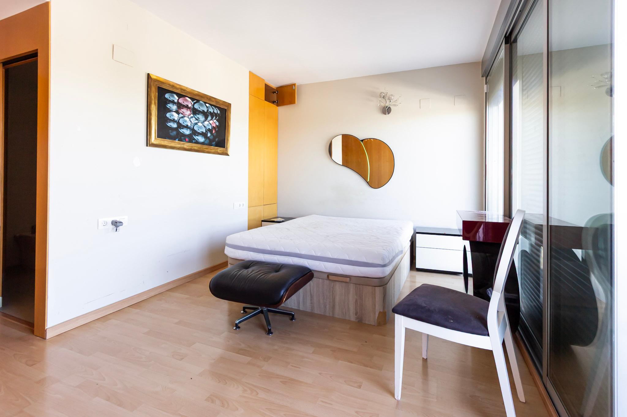 Casa en Venta en C. Río Ebro - 25