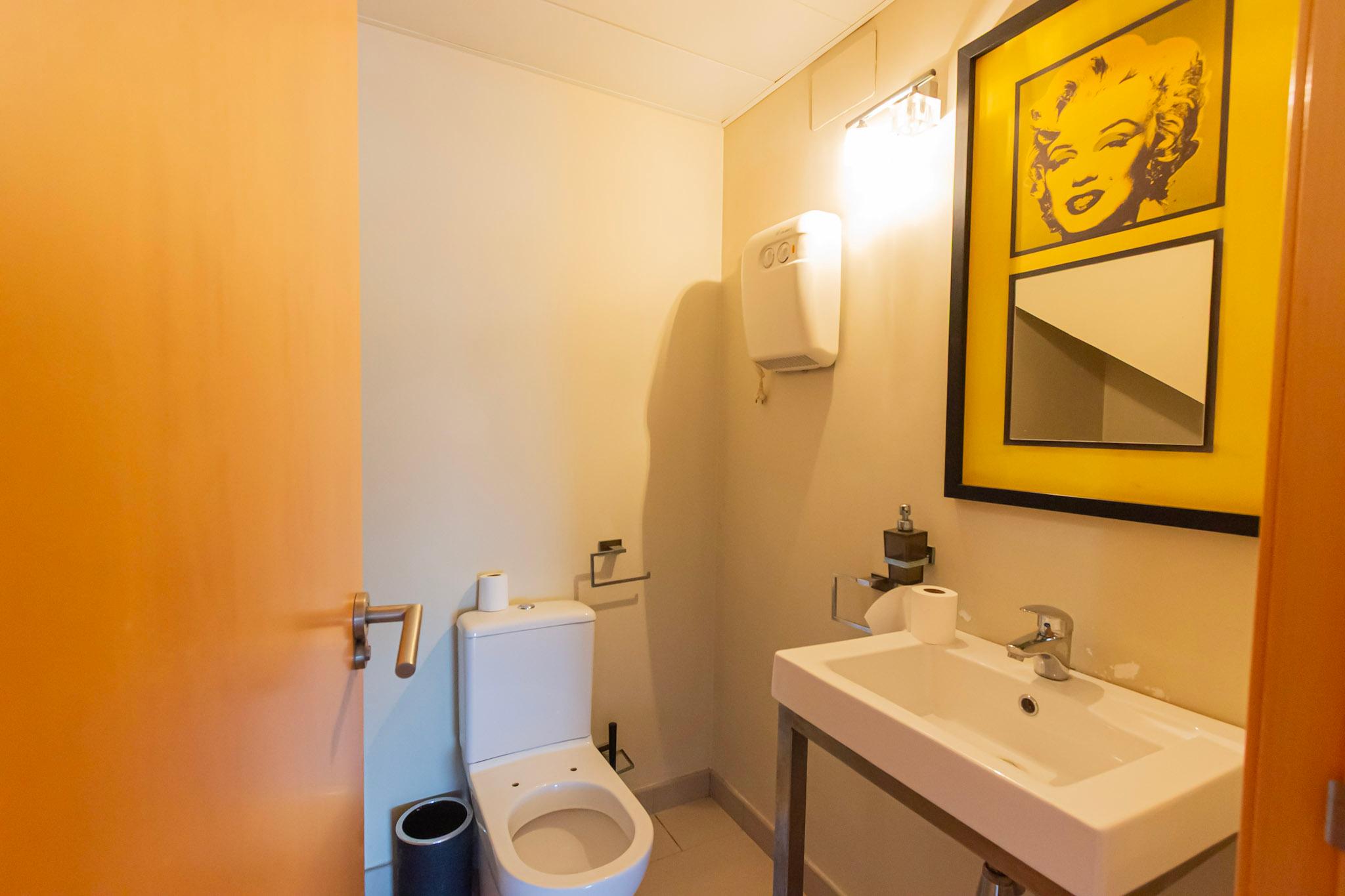 Casa en Venta en C. Río Ebro - 34