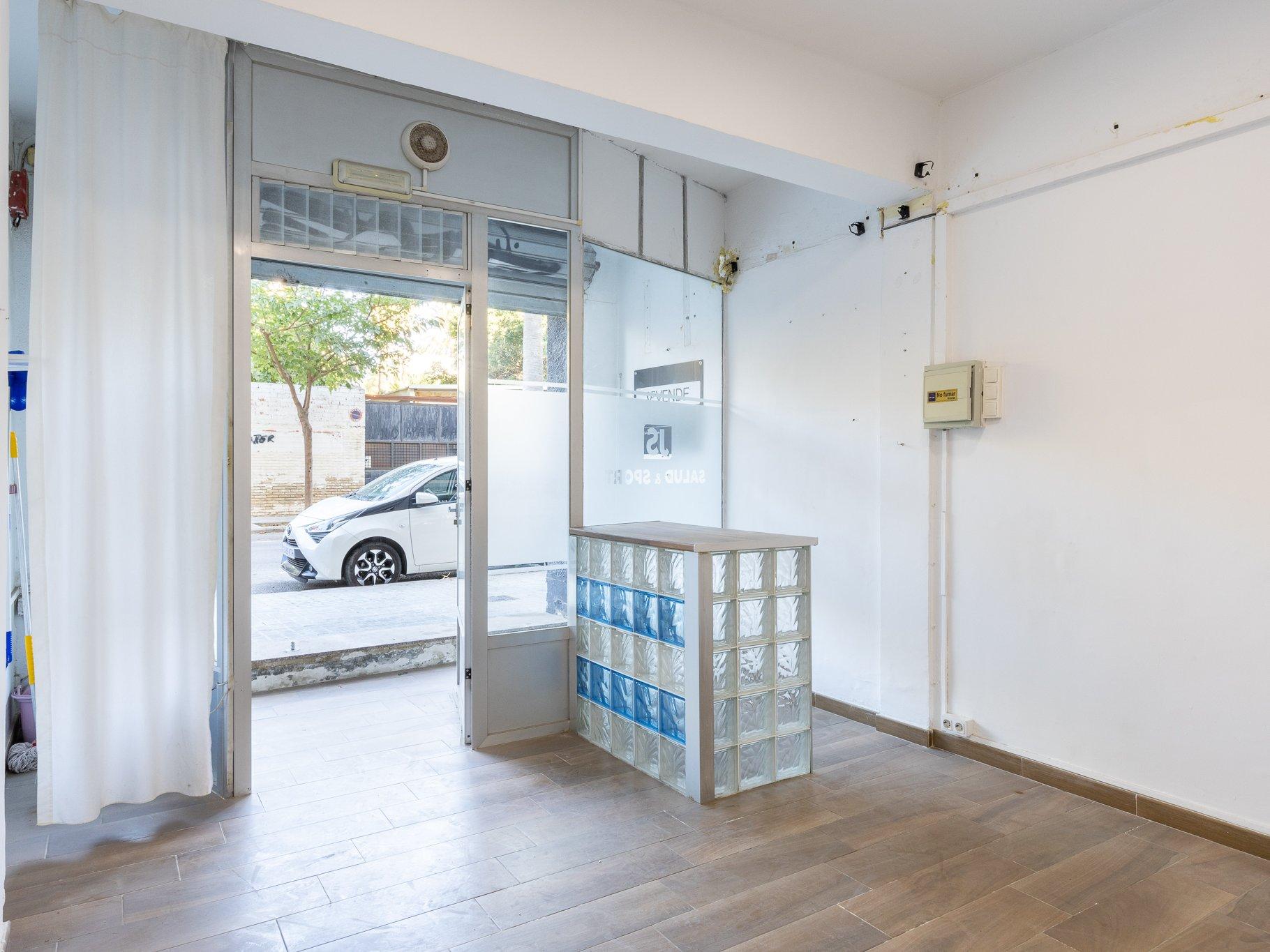 Local en Alquiler en Carrer de Cavite 71 - 4