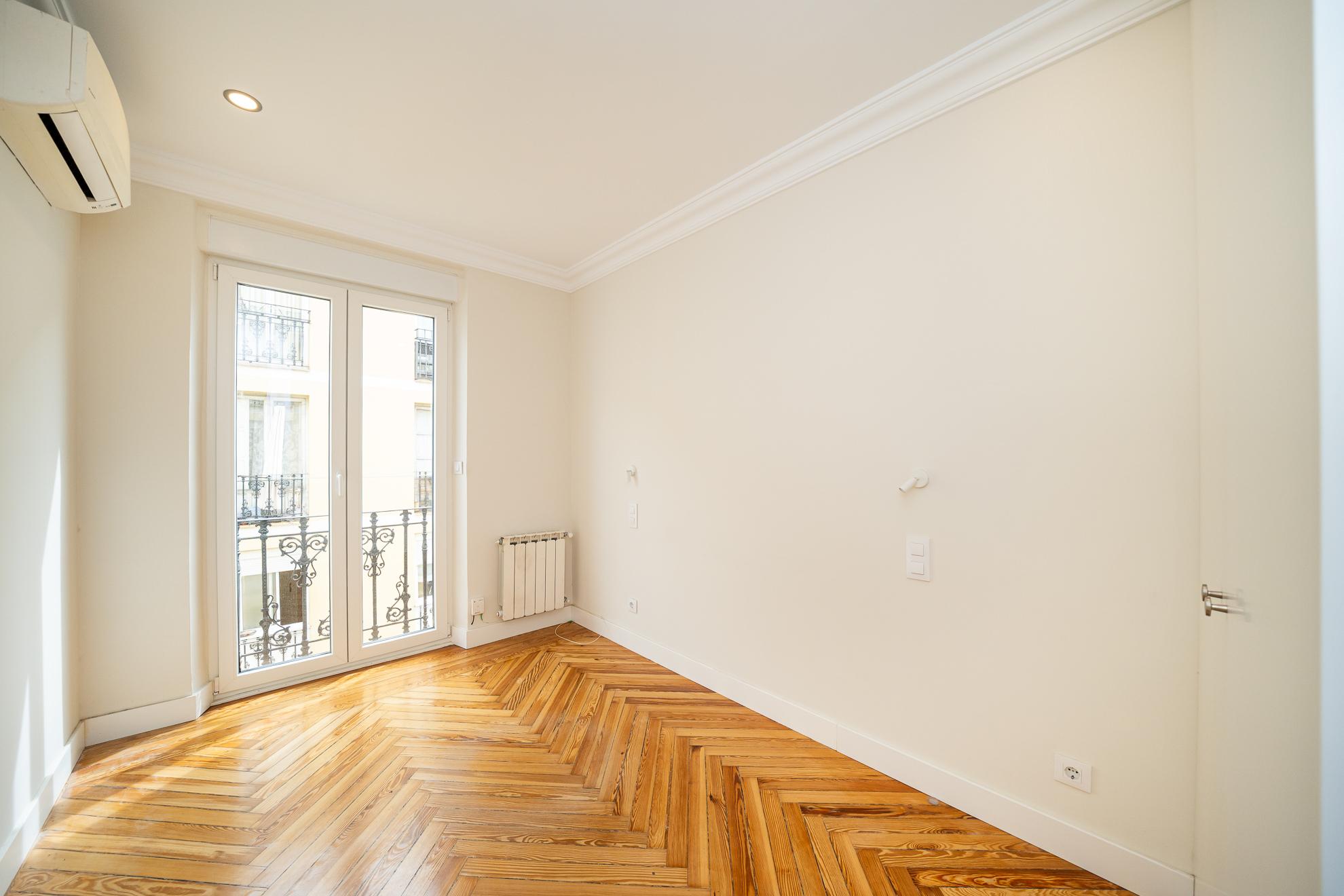 Piso en Alquiler en Calle de Lagasca - 43