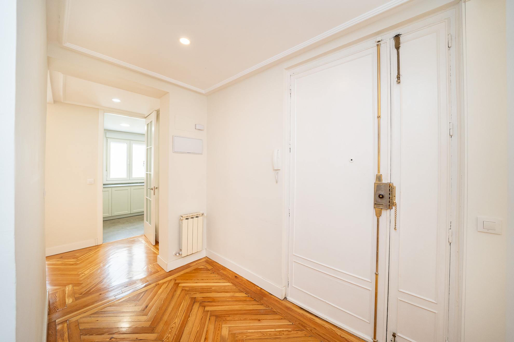 Piso en Alquiler en Calle de Lagasca - 54