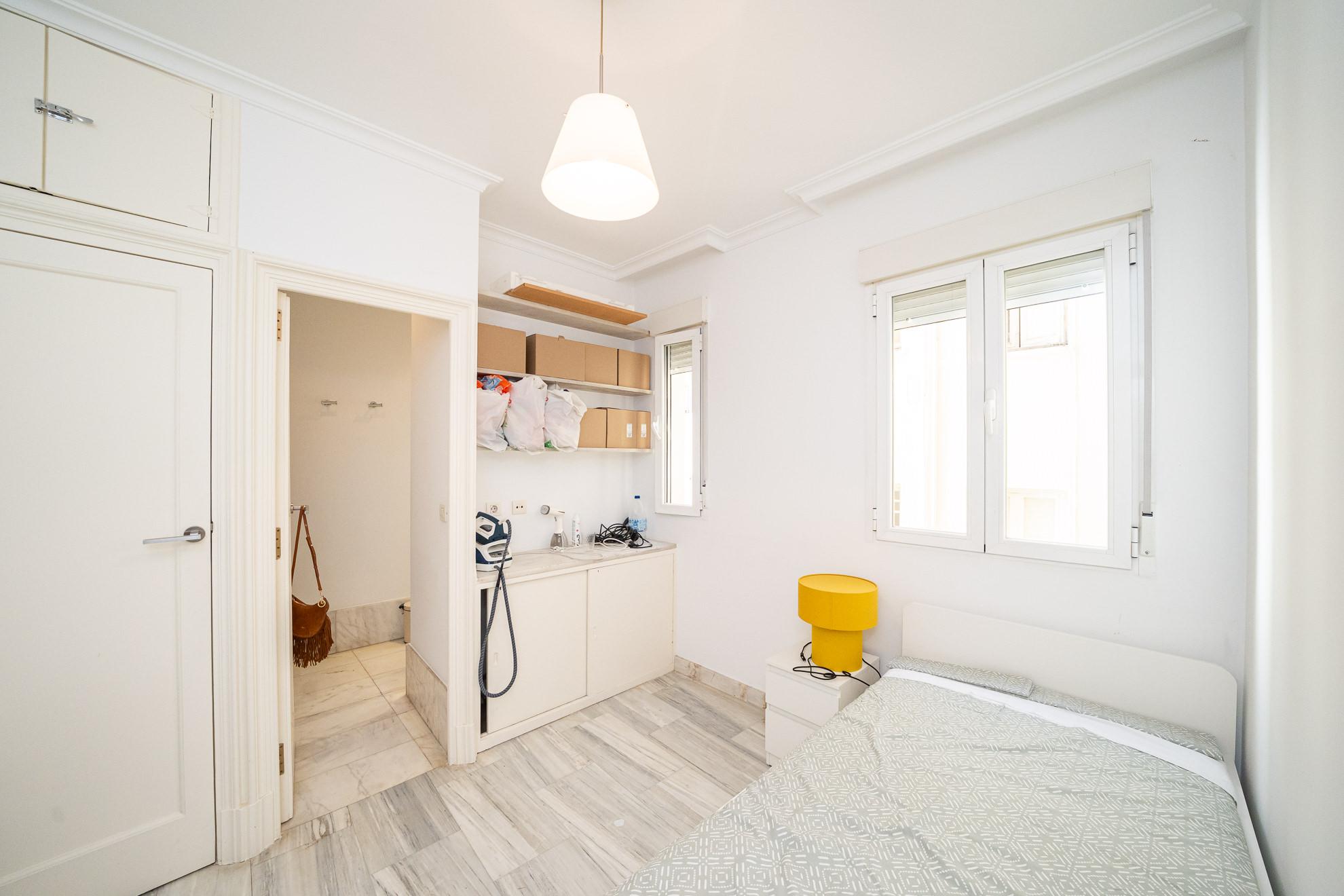 Piso en Alquiler en Calle de los Hermanos Bécquer - 29