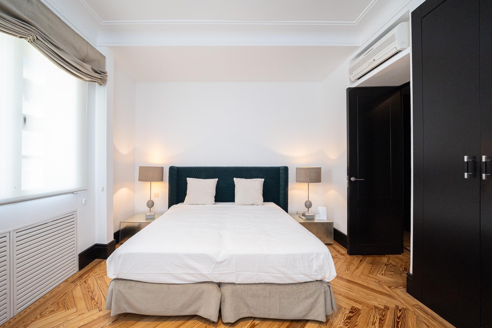 Piso en Alquiler en Calle de los Hermanos Bécquer - 56