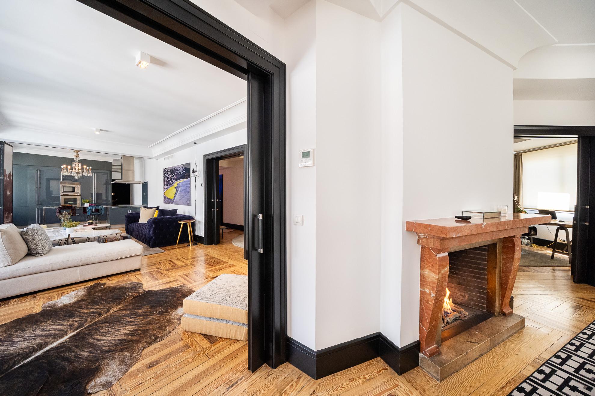 Piso en Alquiler en Calle de los Hermanos Bécquer - 81