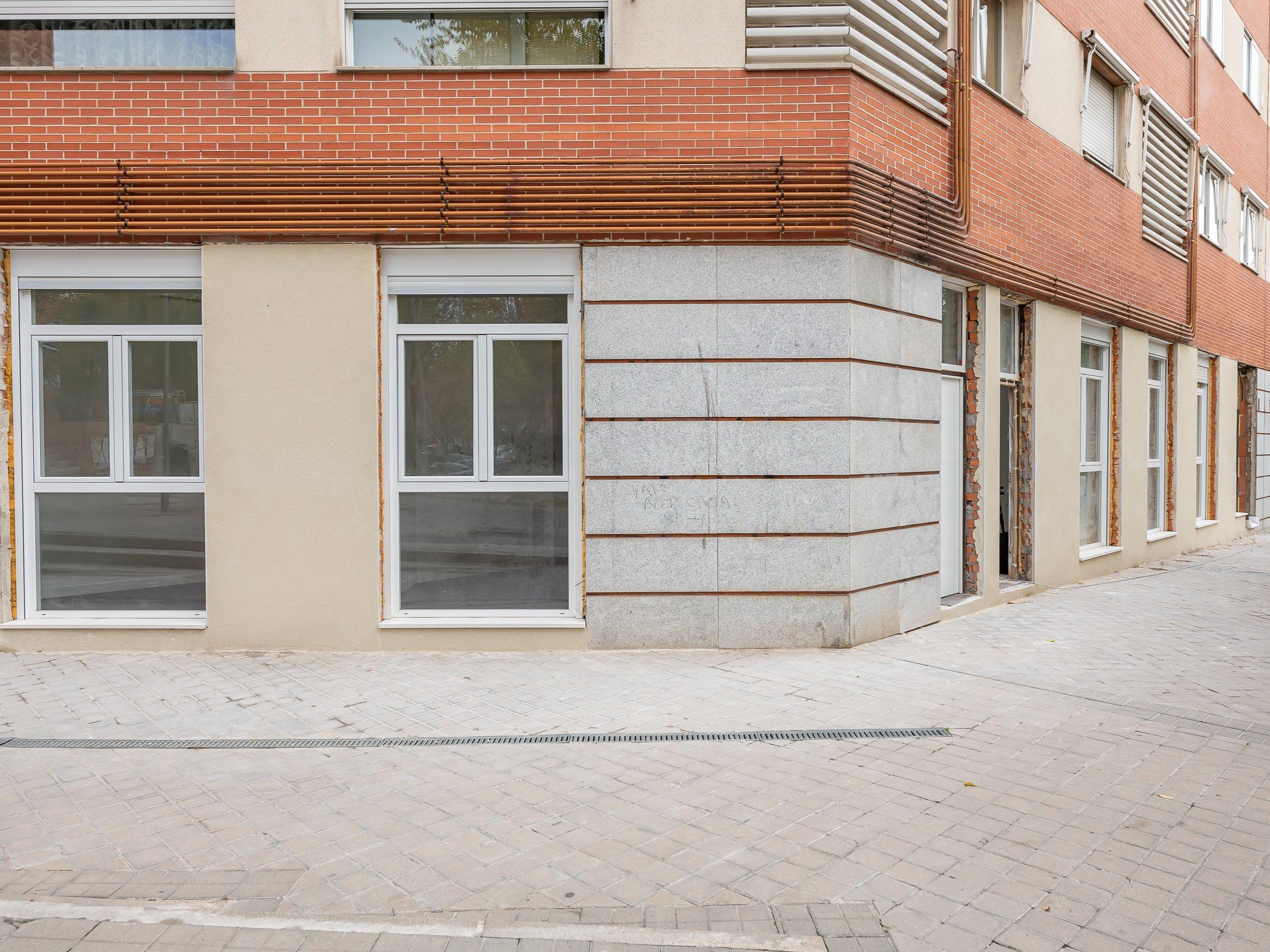 Piso en Venta en Calle Pescara - 34