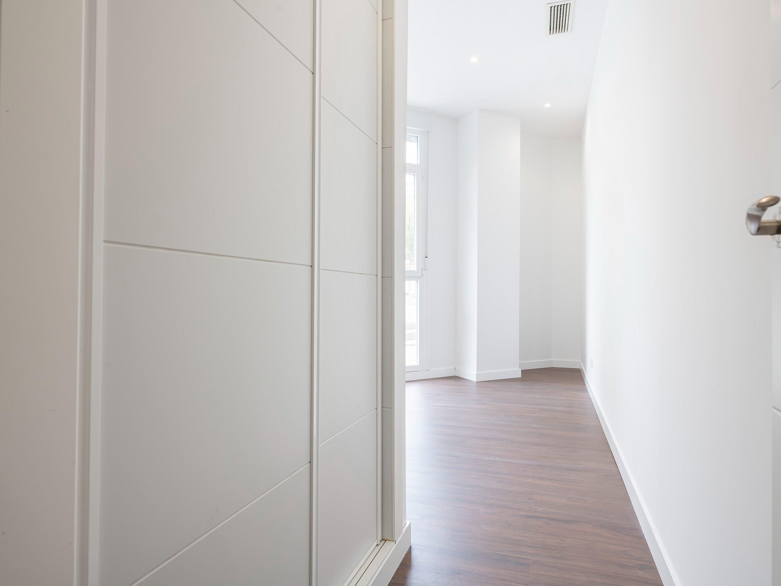 Piso en Venta en Calle Pescara - 18