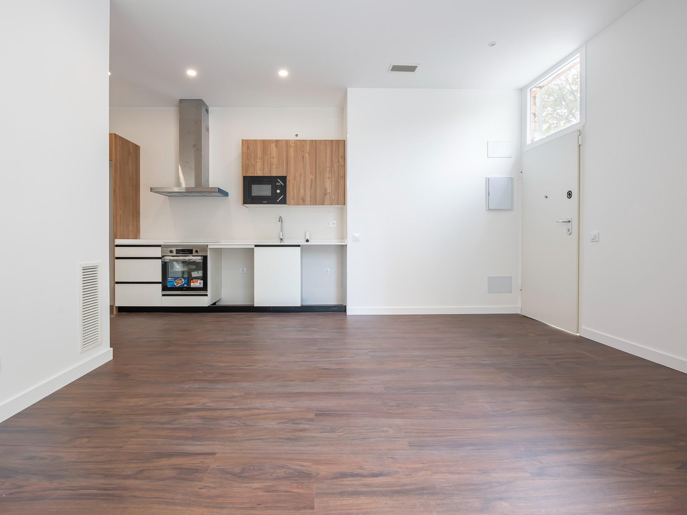 Piso en Venta en Calle Pescara - 9