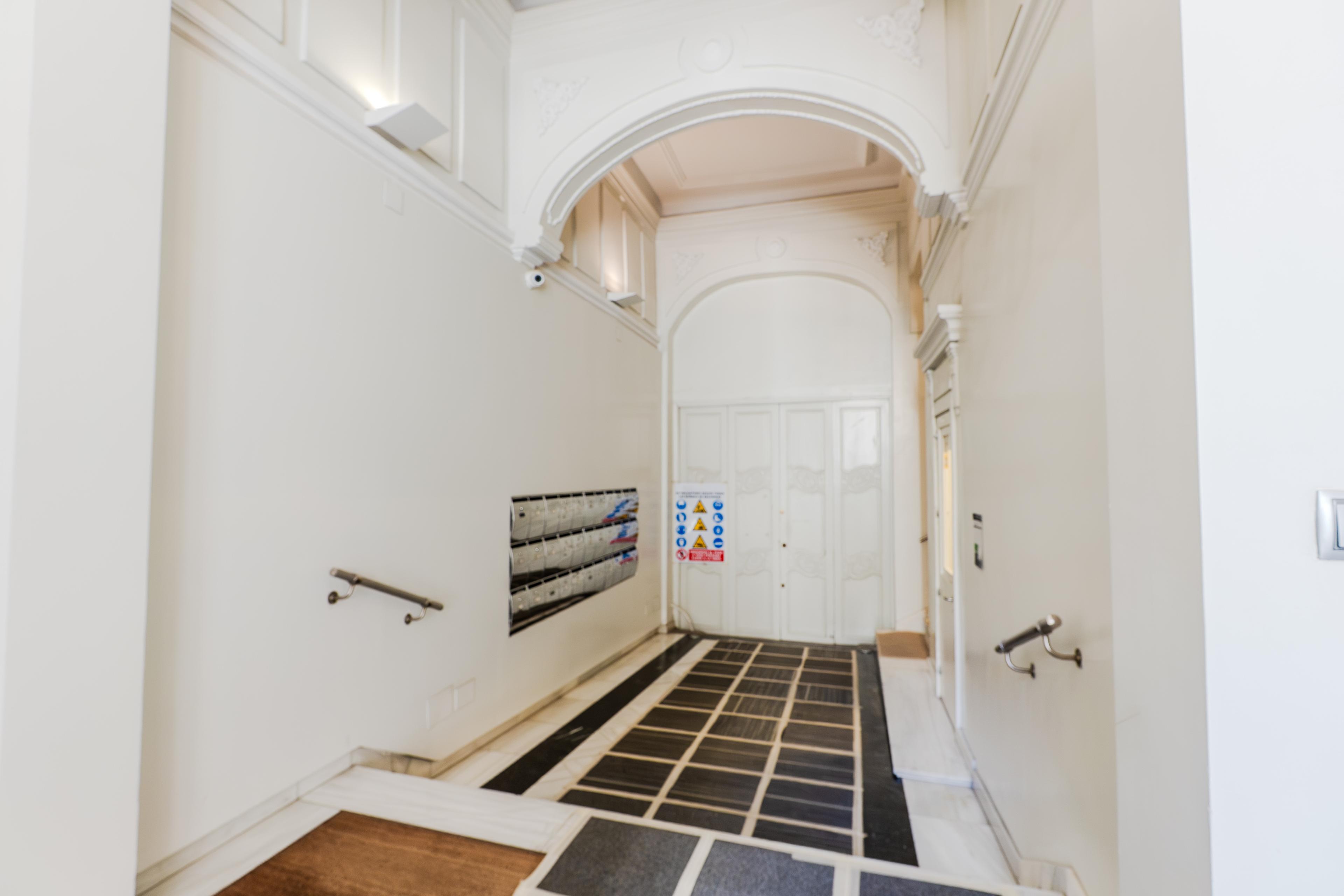 Piso en Venta en Calle de Sta. Teresa - 28