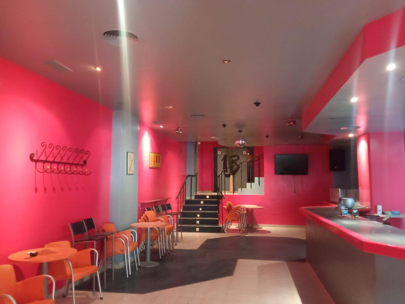 Local en Venta en Carrer Mare de Déu de la Mercè - 3