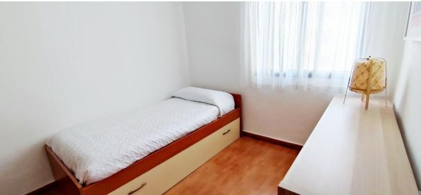 Piso en Venta en Carrer Morell 7 - 5