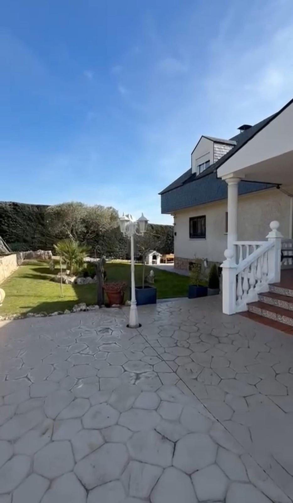 Casa en Alquiler en C. Cazadores - 5