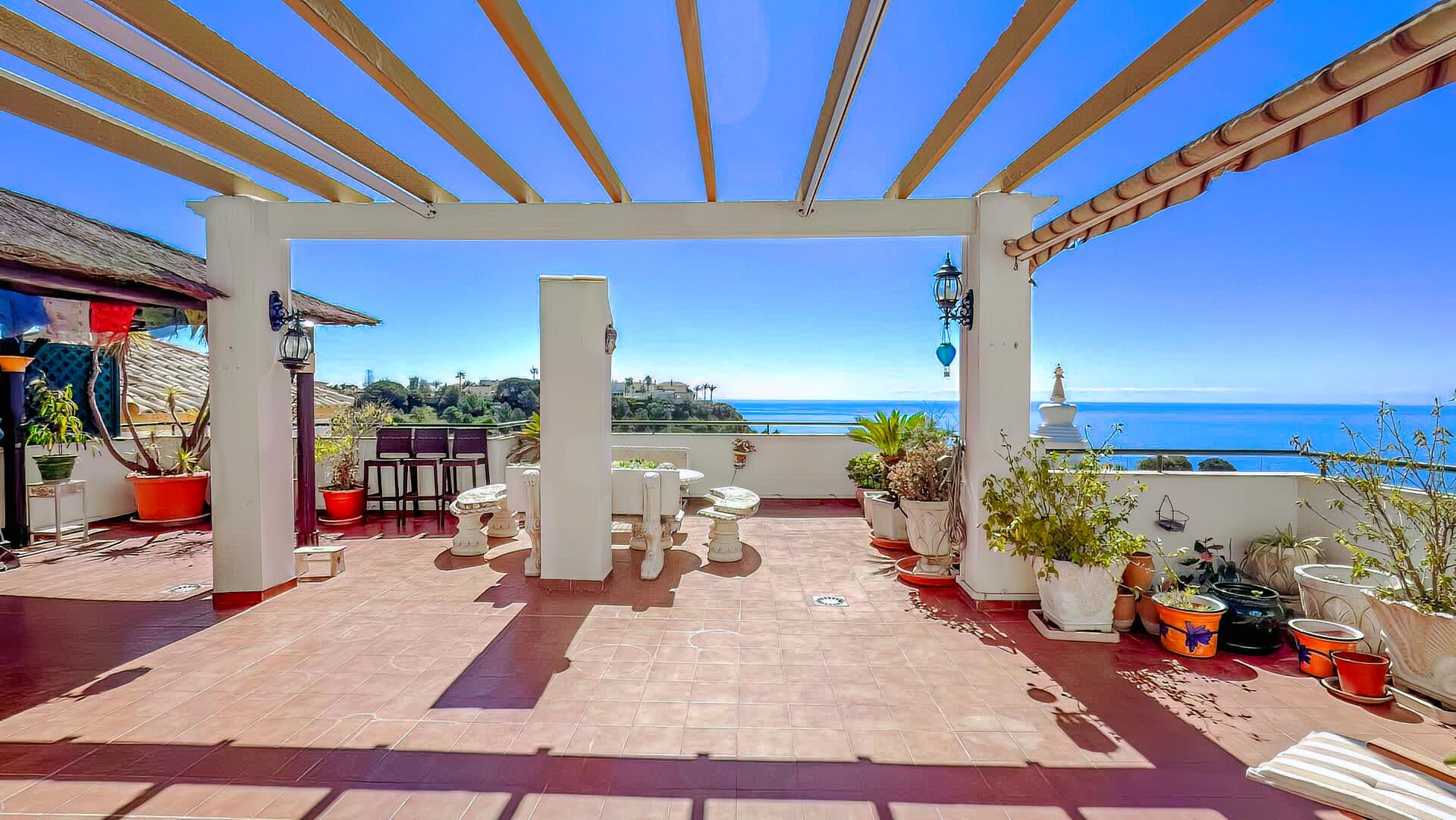 Piso en Venta en Av. Retamar - 2