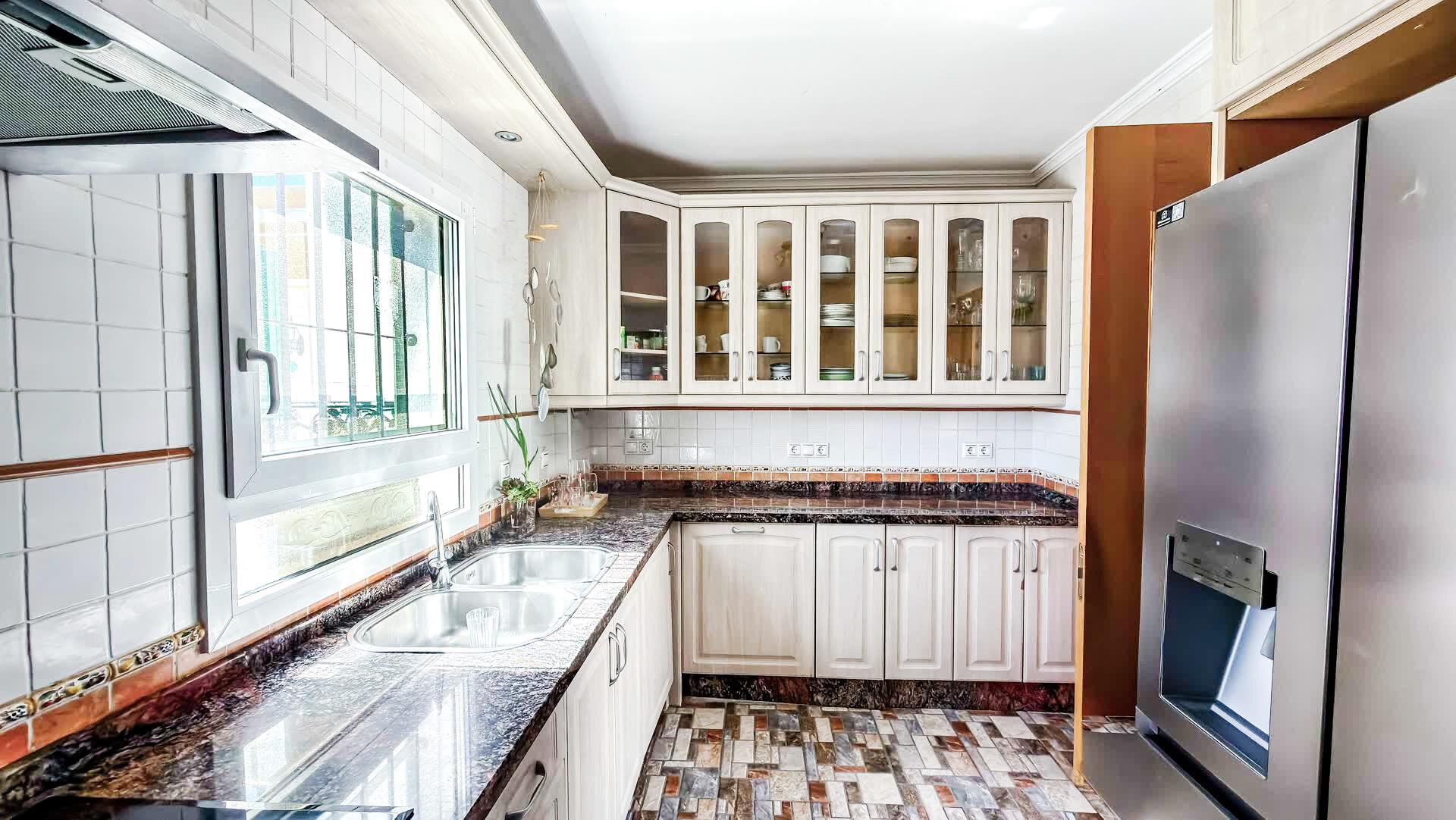 Piso en Venta en Av. Retamar - 27