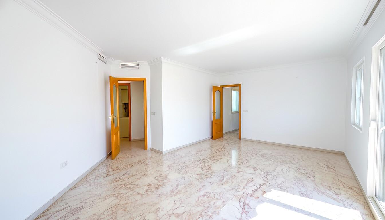 Piso en Venta en Av. Retamar - 11