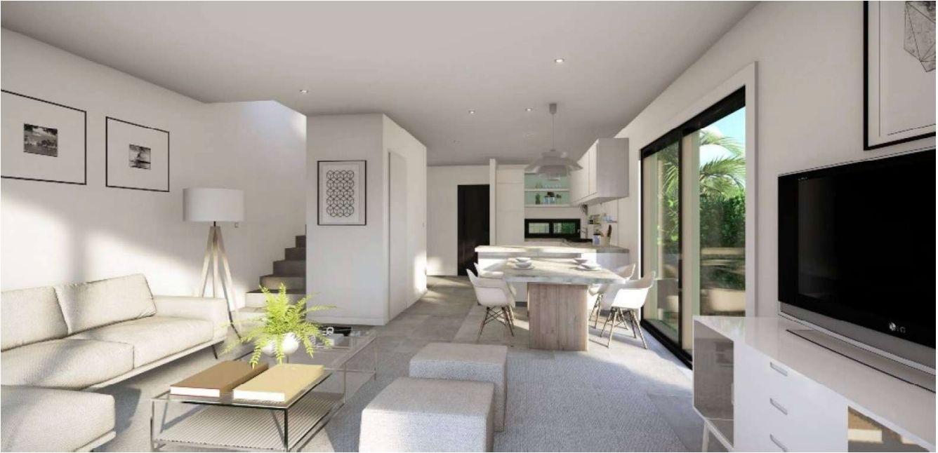 Semi-Detached Townhouse en Venta en Carrer dels Cirerers - 2