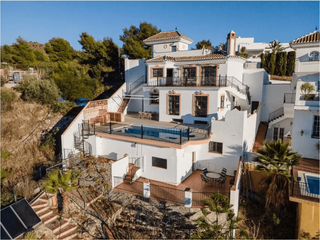 Villa en Venta en Spain - 1
