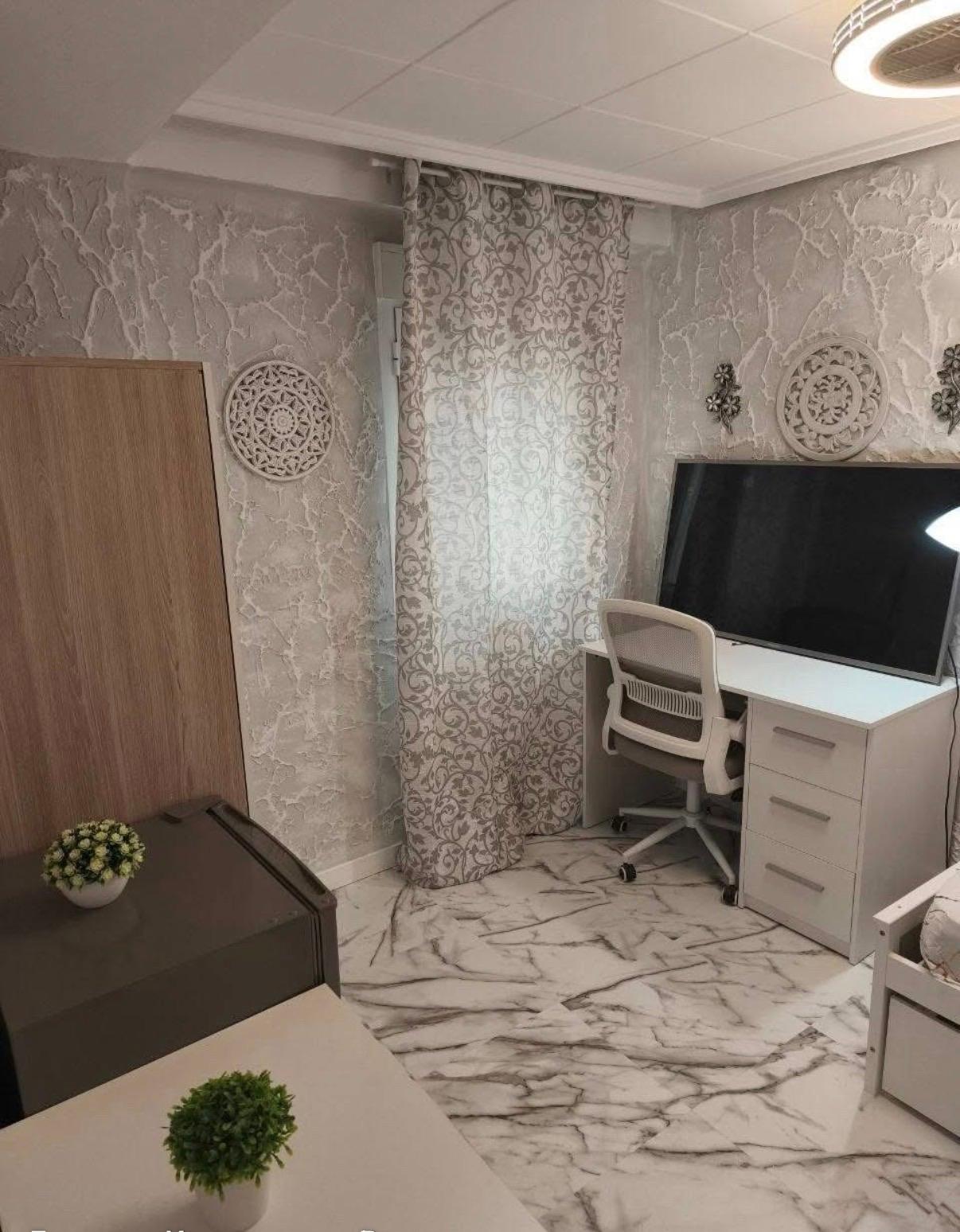 Piso en Venta en Carrer de Vicent Lladró Sena - 1