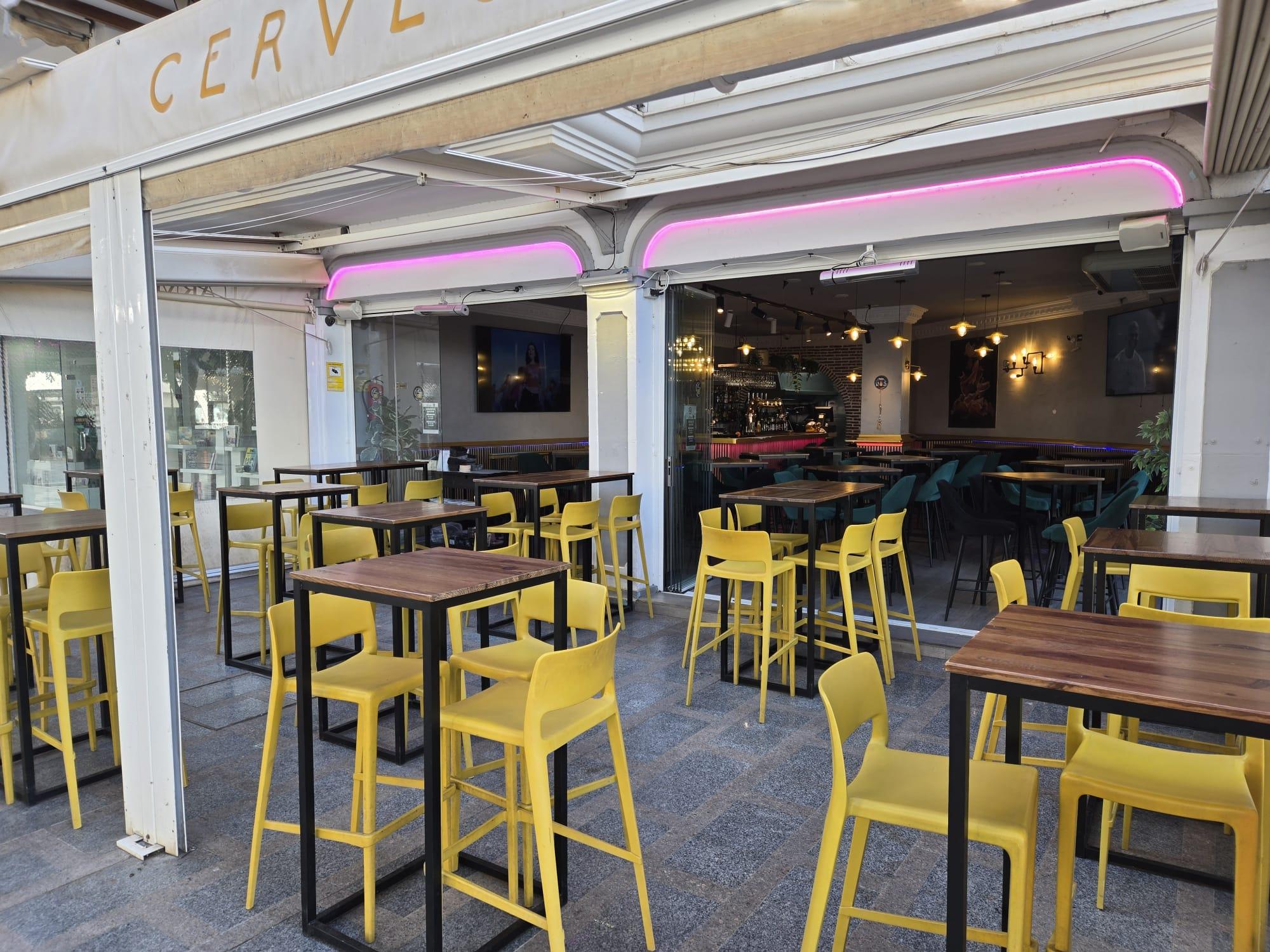 Traspaso de negocio - Plaza de la Unión Europea - 3