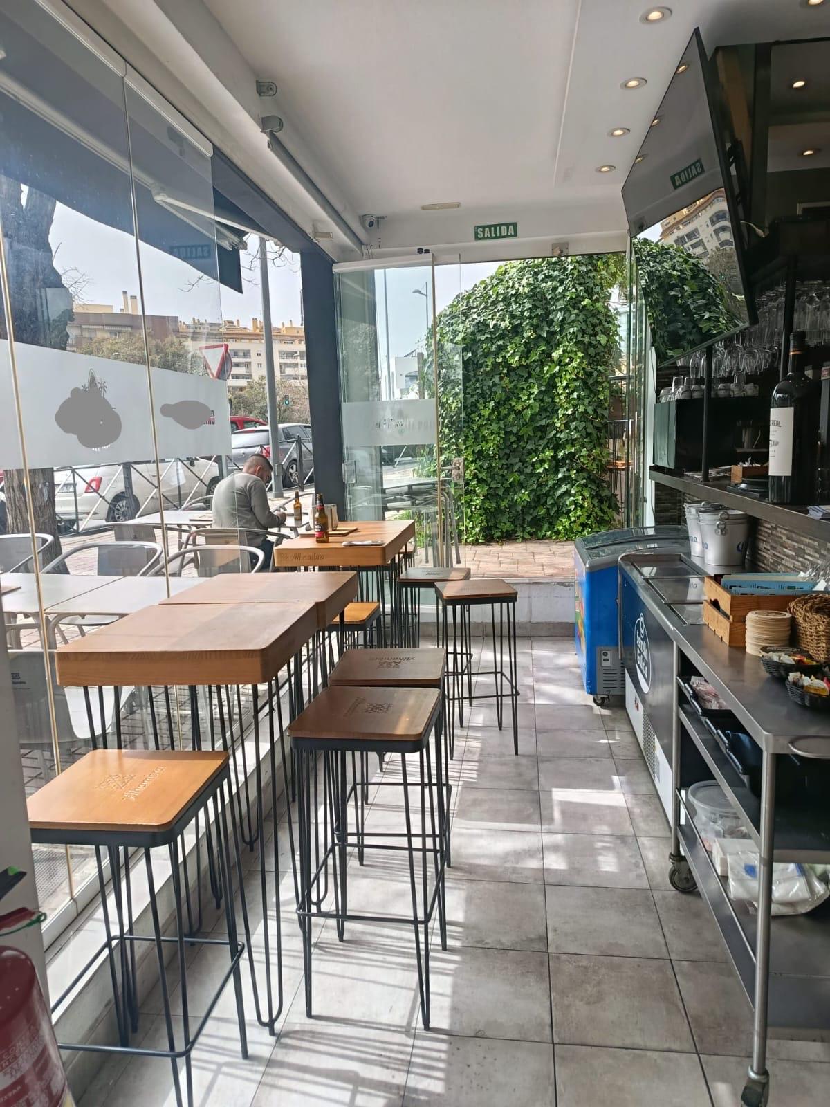 Traspaso de negocio - Av. Arias de Velasco - 4