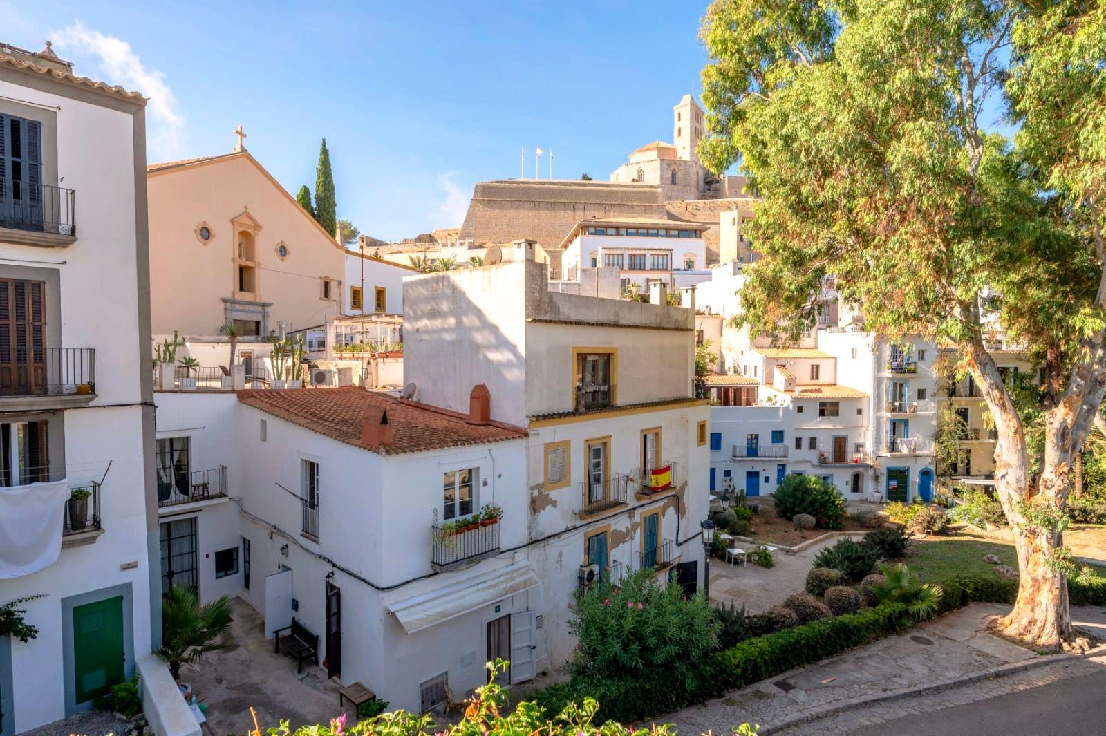 Adosado en Alquiler - Carrer de sa Carrossa - 1