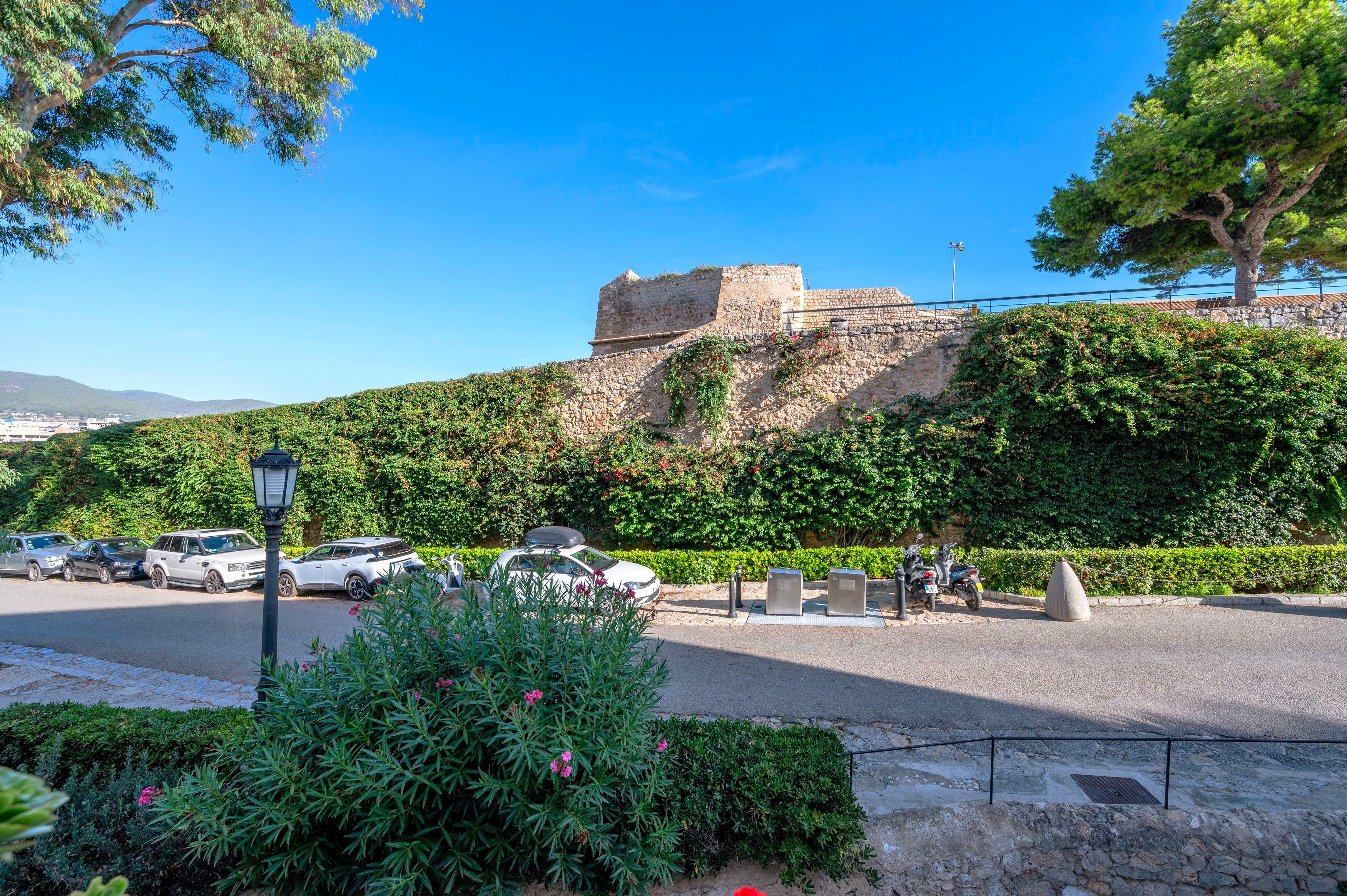 Adosado en Alquiler - Carrer de sa Carrossa - 17